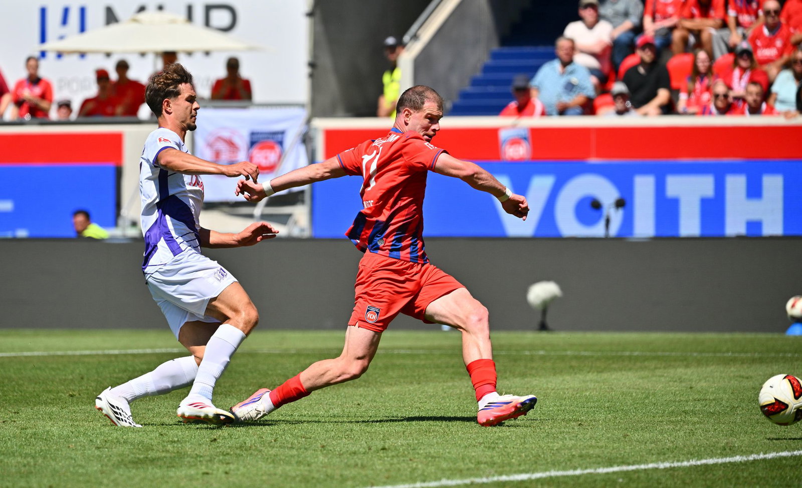 Brachte den 1. FC Heidenheim in Führung: Budu Siwsiwadse (r). 