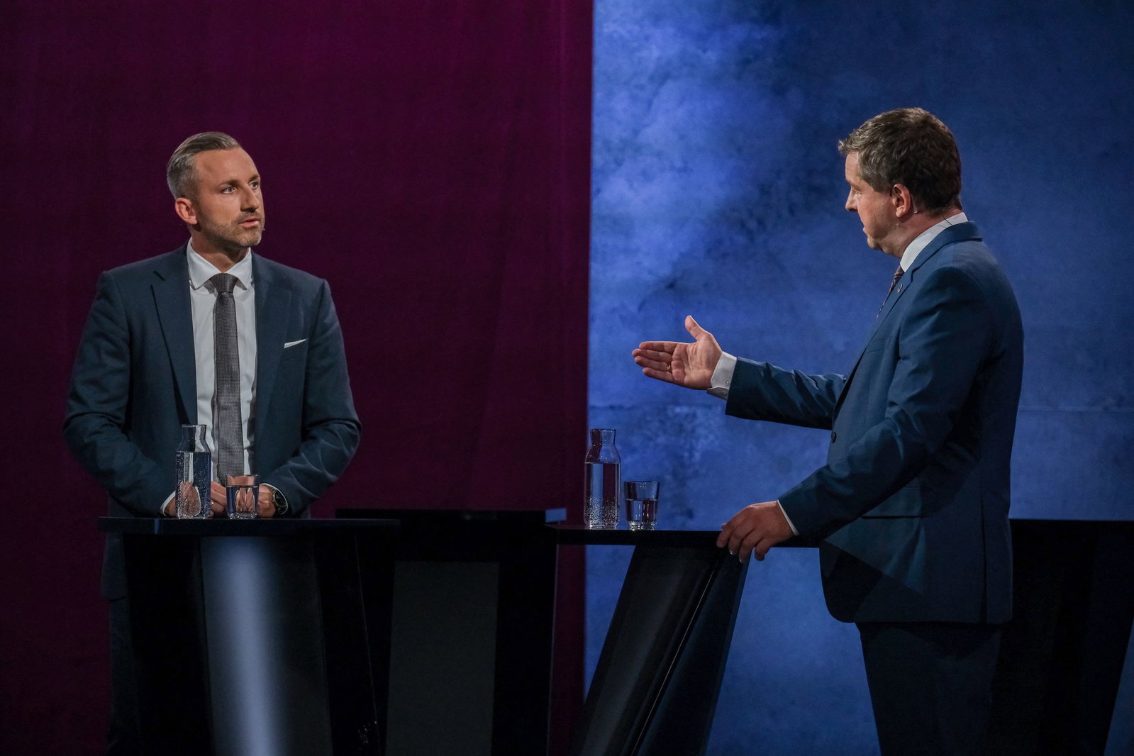 CDU-Spitzenkandidat Sven Schulze und AfD-Spitzenkandidat Ulrich Siegmund lieferten sich ein Duell, bevor die Runde bei der MDR-Wahlarena erweitert wurde.