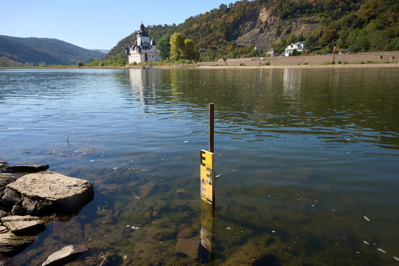 Kaub gilt als Engstelle der Rhein-Schifffahrt. (Archivbild)