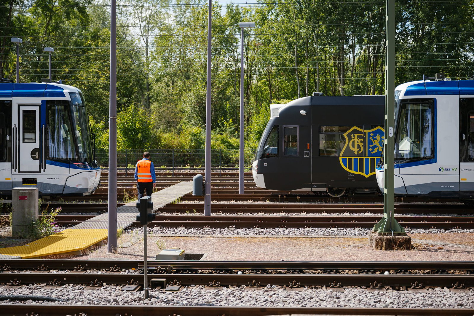 Im September könnten die Saarbahn-Wagen jederzeit stillstehen. (Symbolbild)
