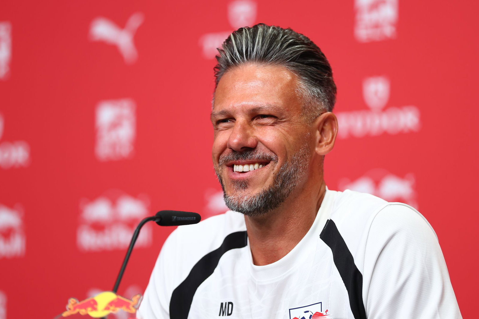 Trainer Martín Demichelis feiert in Trier beim DFB-Erstrundenspiel sein Pflichtspieldebüt für RB Leipzig. (Archivbild)