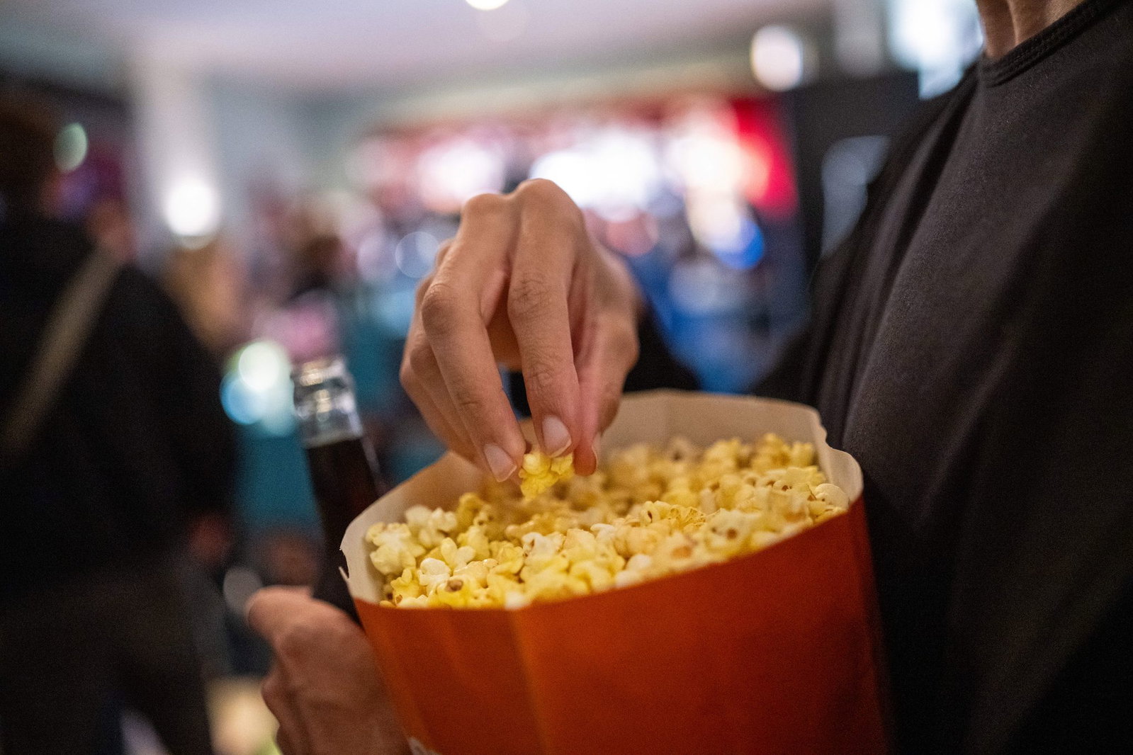 Horrorfilme ziehen viele Menschen ins Kino. (Archivbild)