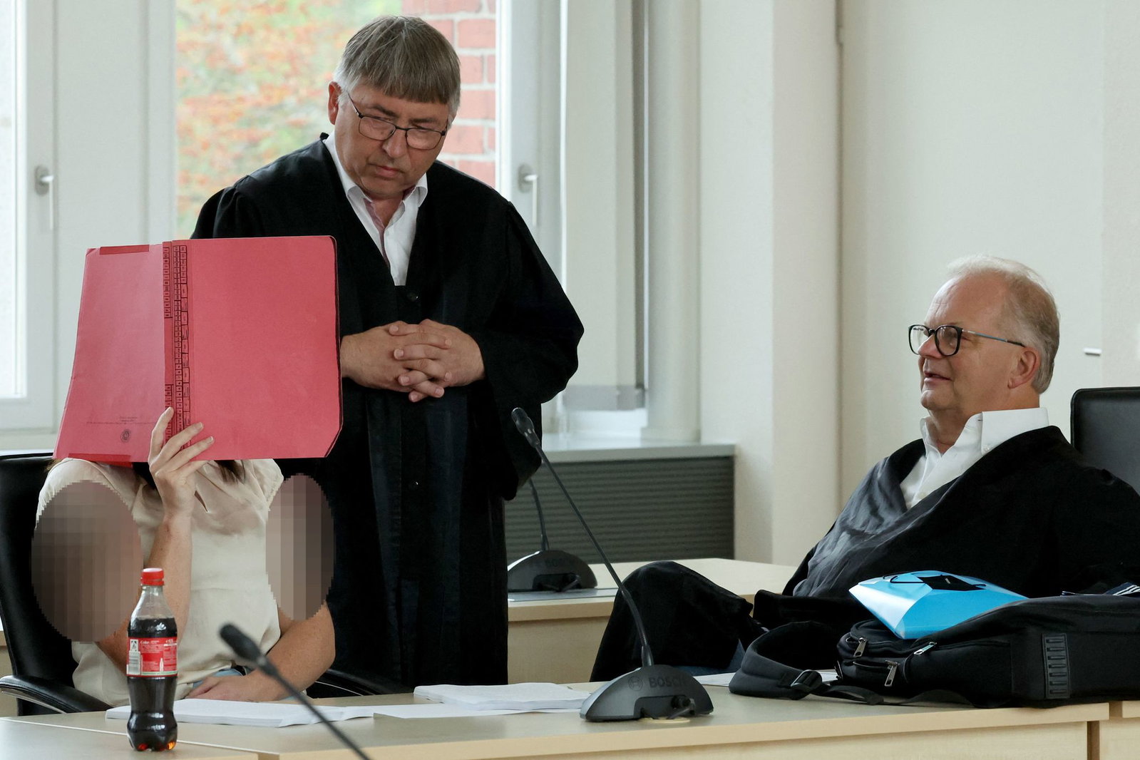 Die Angeklagte hat am 22. Verhandlungstag ausführlich zu den Vorwürfen Stellung genommen - und sie dabei zurückgewiesen. 