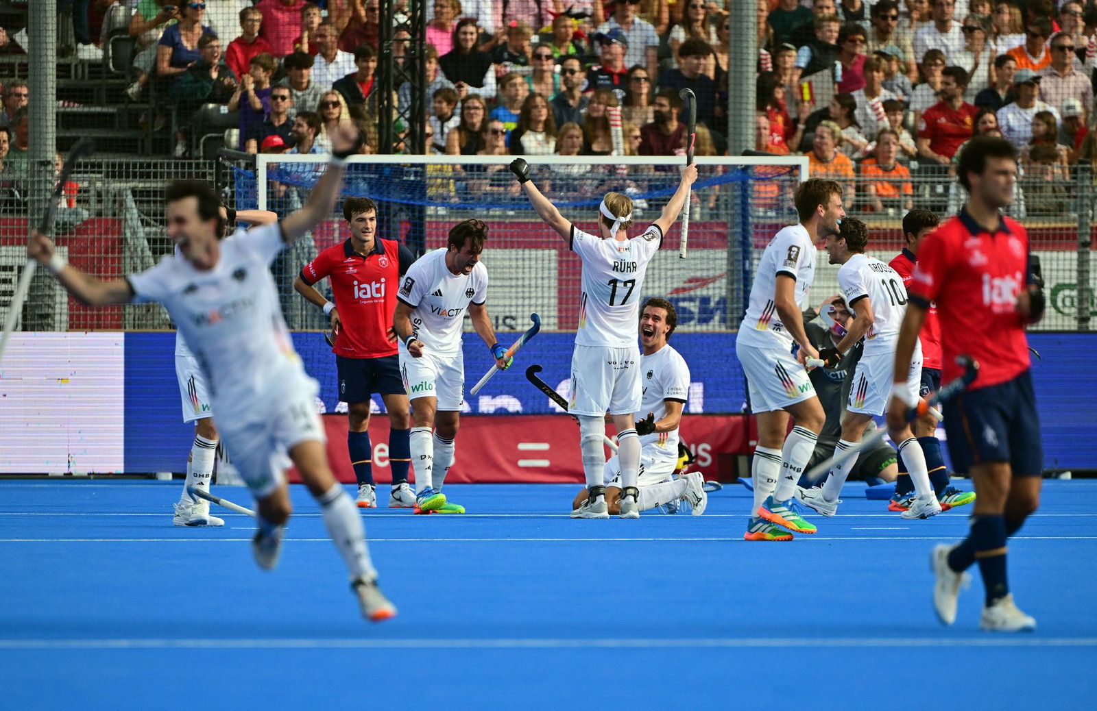 Abpfiff: Die deutschen Hockey-Herren feiern die WM-Titelverteidigung.