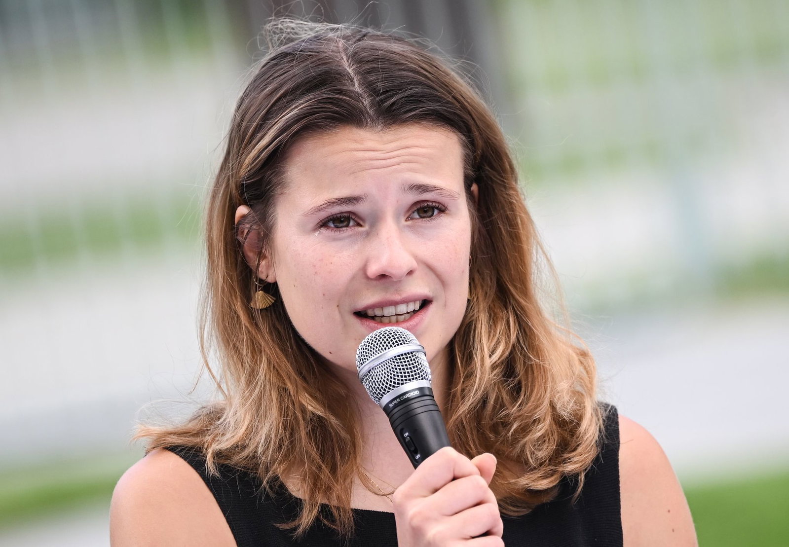 Klimaschutzaktivistin Luisa Neubauer glaubt nicht, dass man angesichts aller Krisen keine Kinder mehr bekommen sollte. (Archivbild)