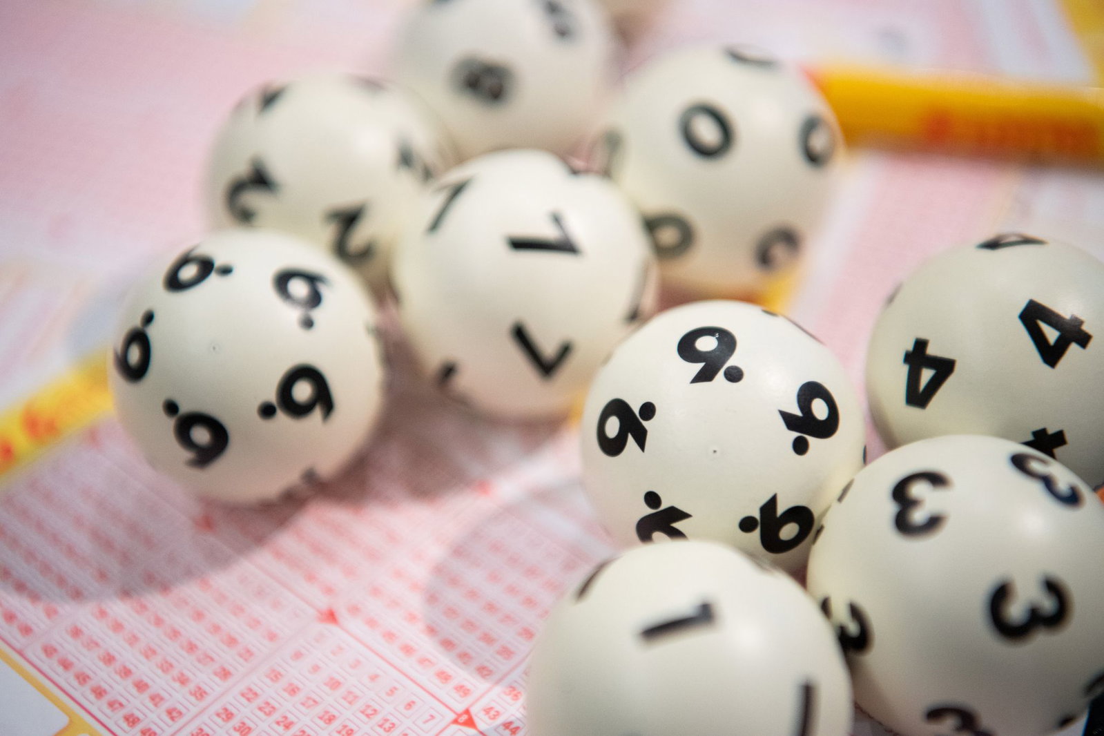 Es gibt mehr Online-Einsätze bei den Lotto-Gewinnspielen. (Archivbild)