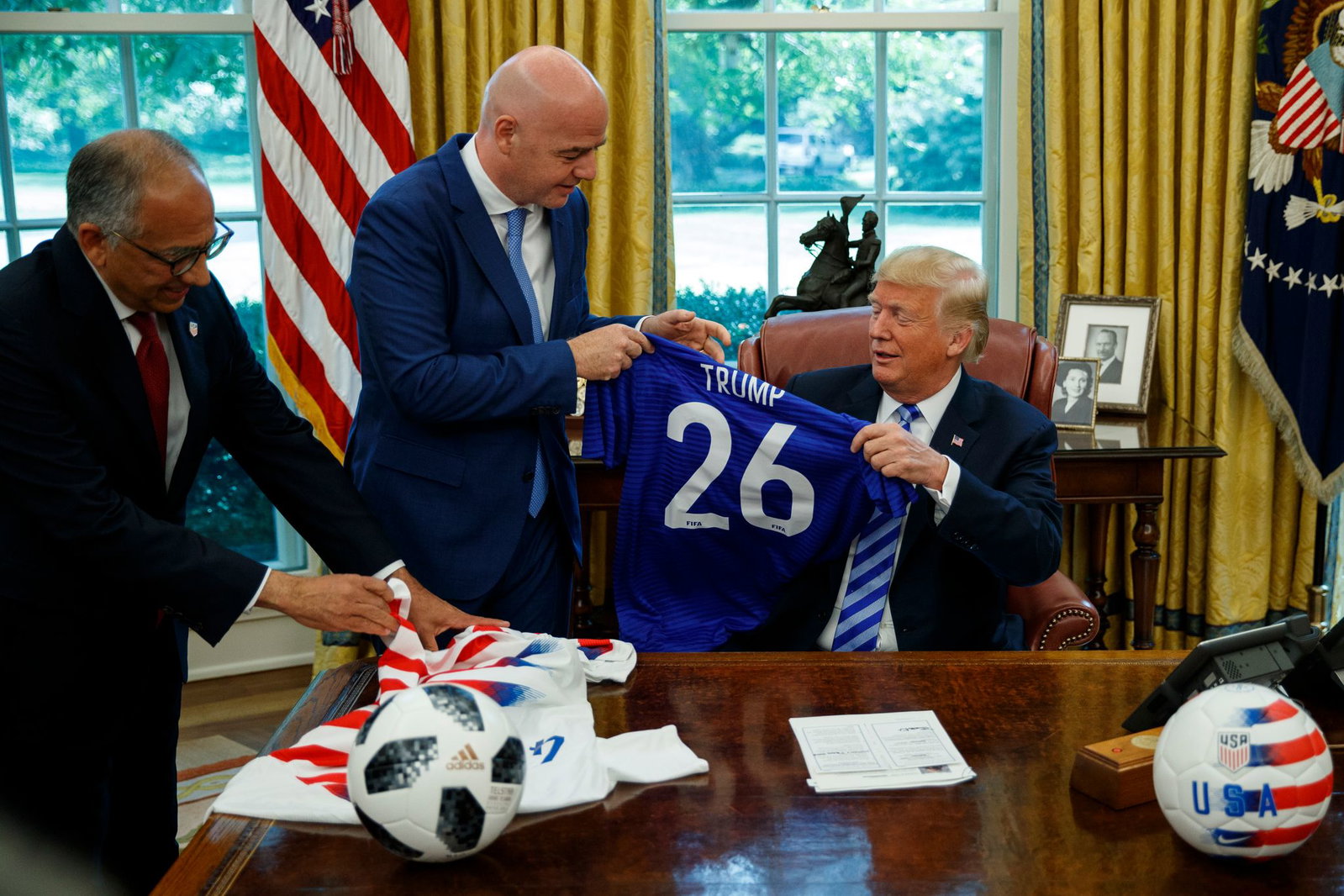  Carlos Cordeiro (l) war nah dran an Infantino und Donald Trump. (Archivbild)