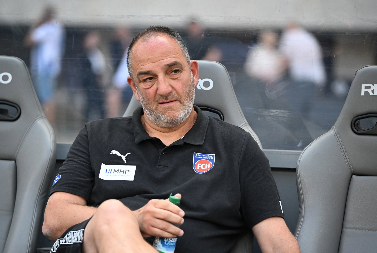 Frank Schmidt kritisierte die erste Hälfte des 1. FC Heidenheim scharf.