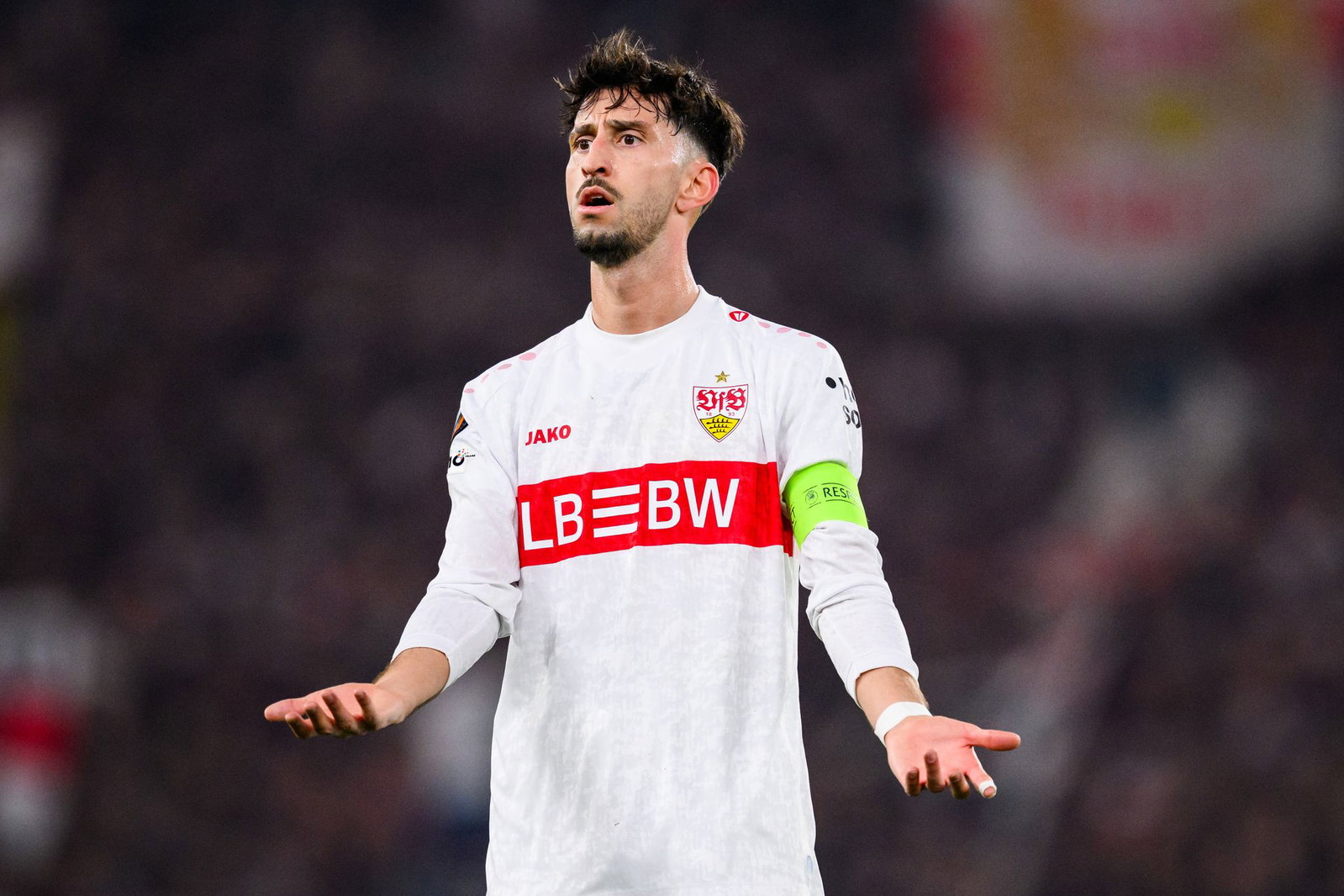 Atakan Karazor verliert seine Rolle als VfB-Kapitän. (Archivbild)