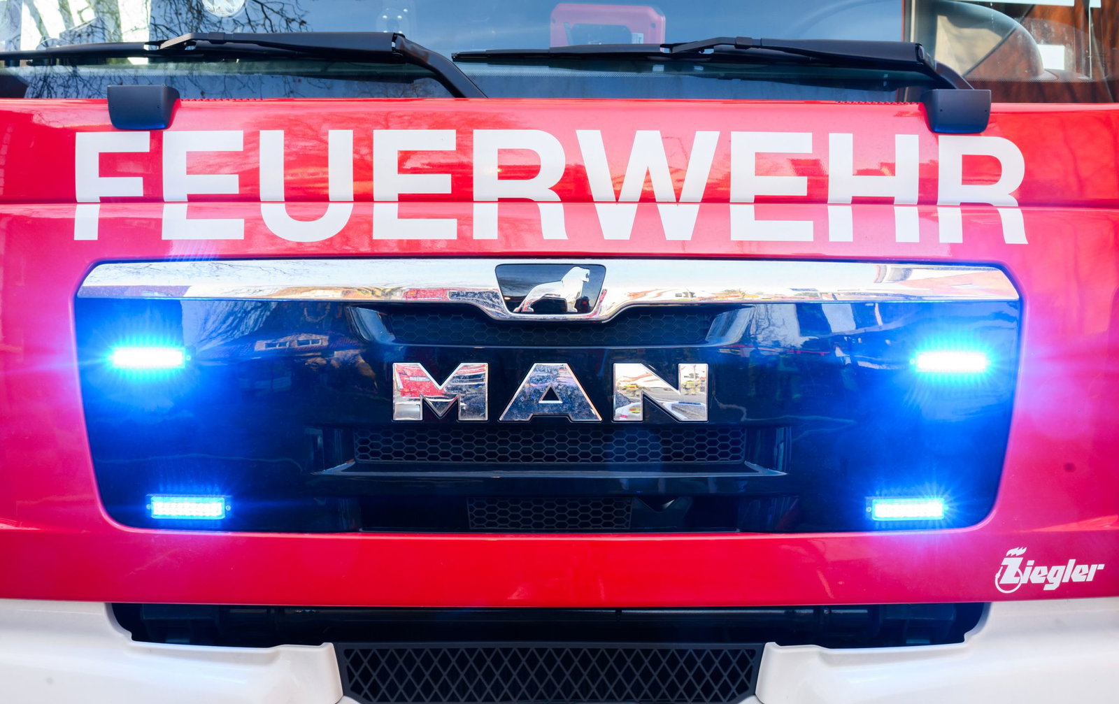 Der Einsatz werde noch einige Zeit dauern, hieß es am Donnerstagabend. (Symbolbild)