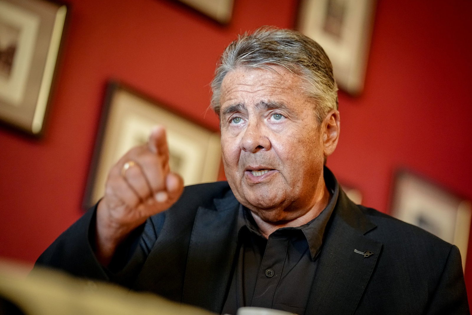 Gabriel: Das "Feuer" hat sich kräftig ausgebreitet. 