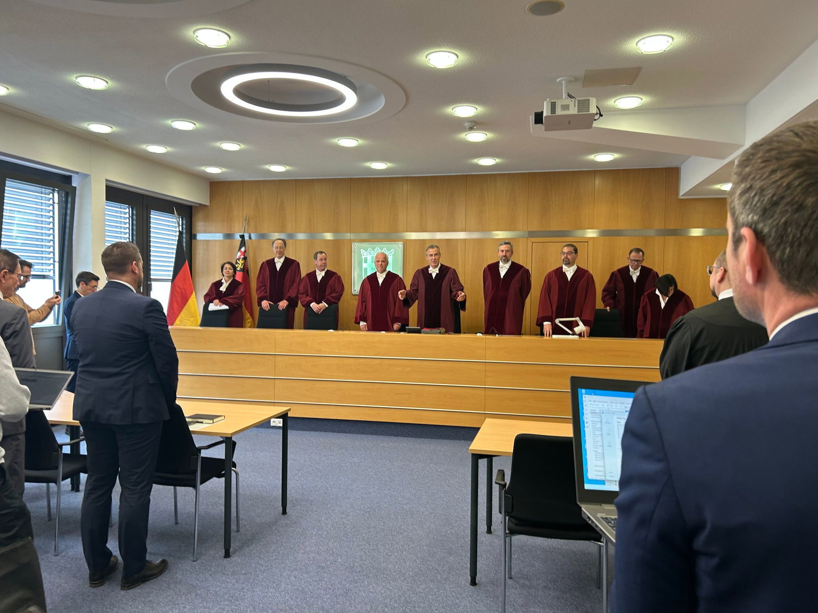 Der Verfassungsgerichtshof wird seine Entscheidung voraussichtlich erst später verkünden. (Symbolbild)