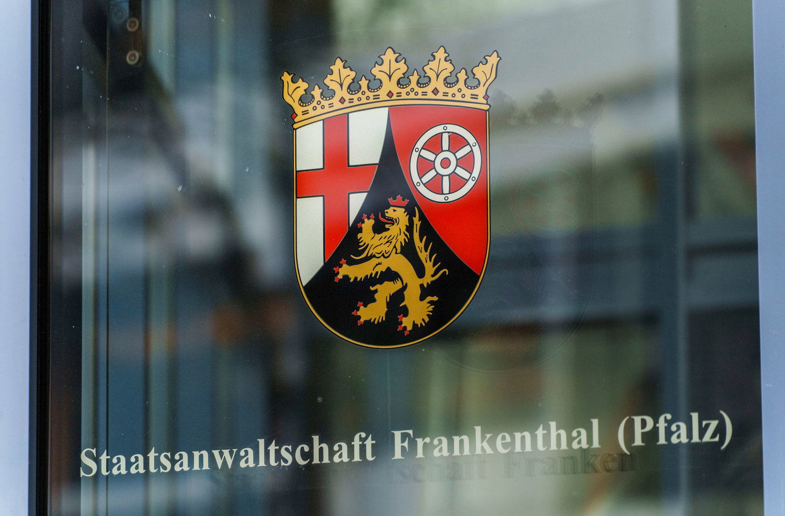 Im Rahmen der Ermittlungen von Polizei und Staatsanwaltschaft habe sich ein Tatverdacht gegen den 25-Jährigen ergeben. (Symbolbild)