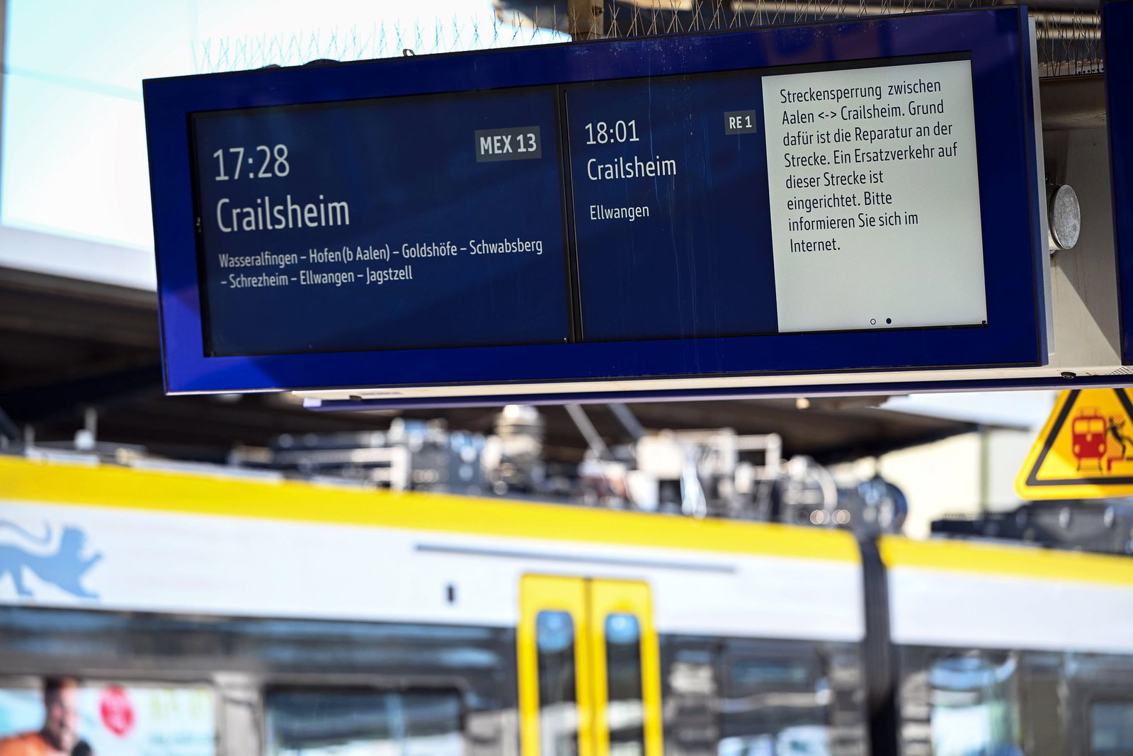 Die wegen Schäden an Schienen gesperrte Bahnstrecke zwischen Crailsheim und Aalen kann nicht wie geplant freigegeben werden.
