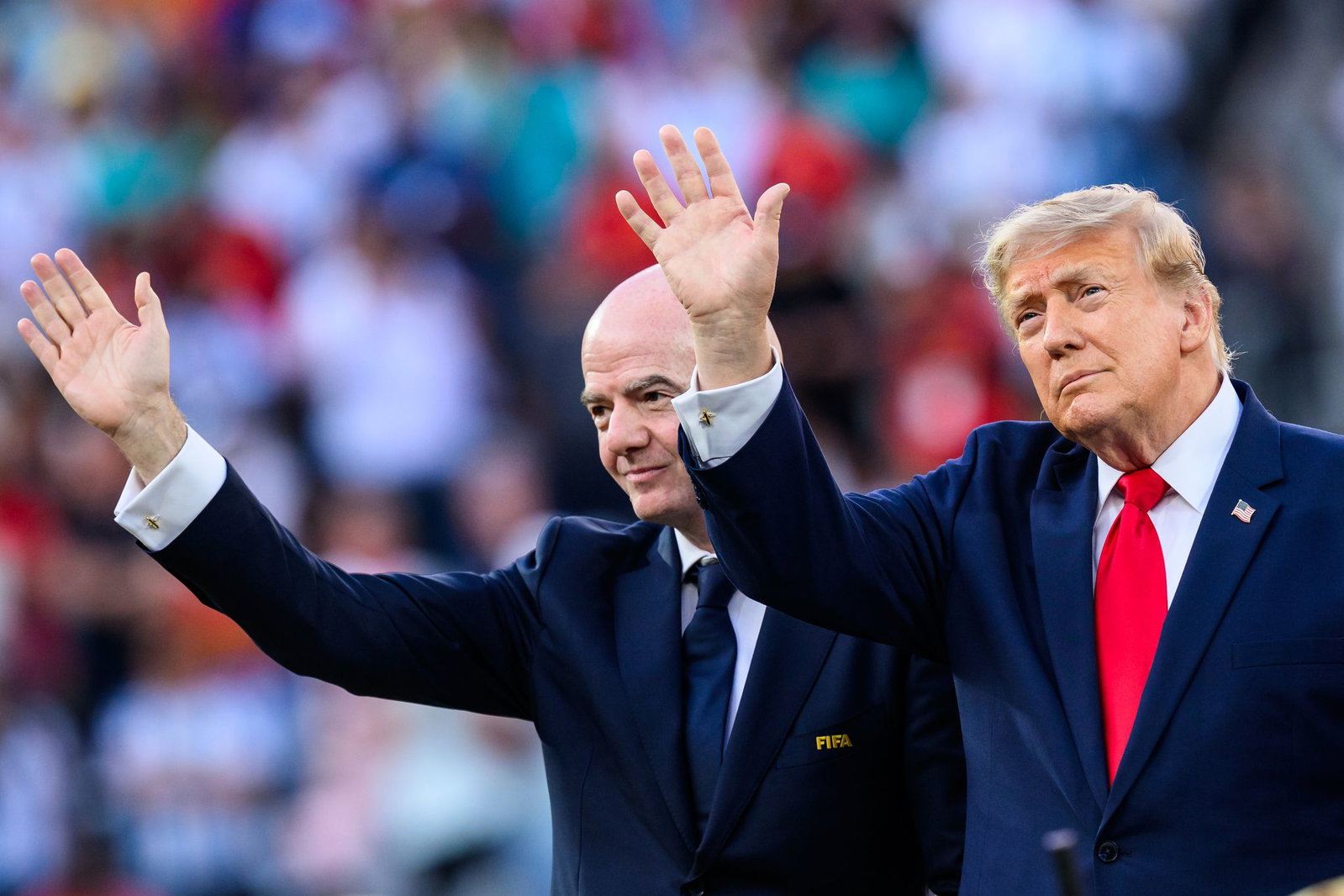 Sie gelten als beste Freunde. Nun gibt Trump Infantino Rückendeckung. (Archivbild)