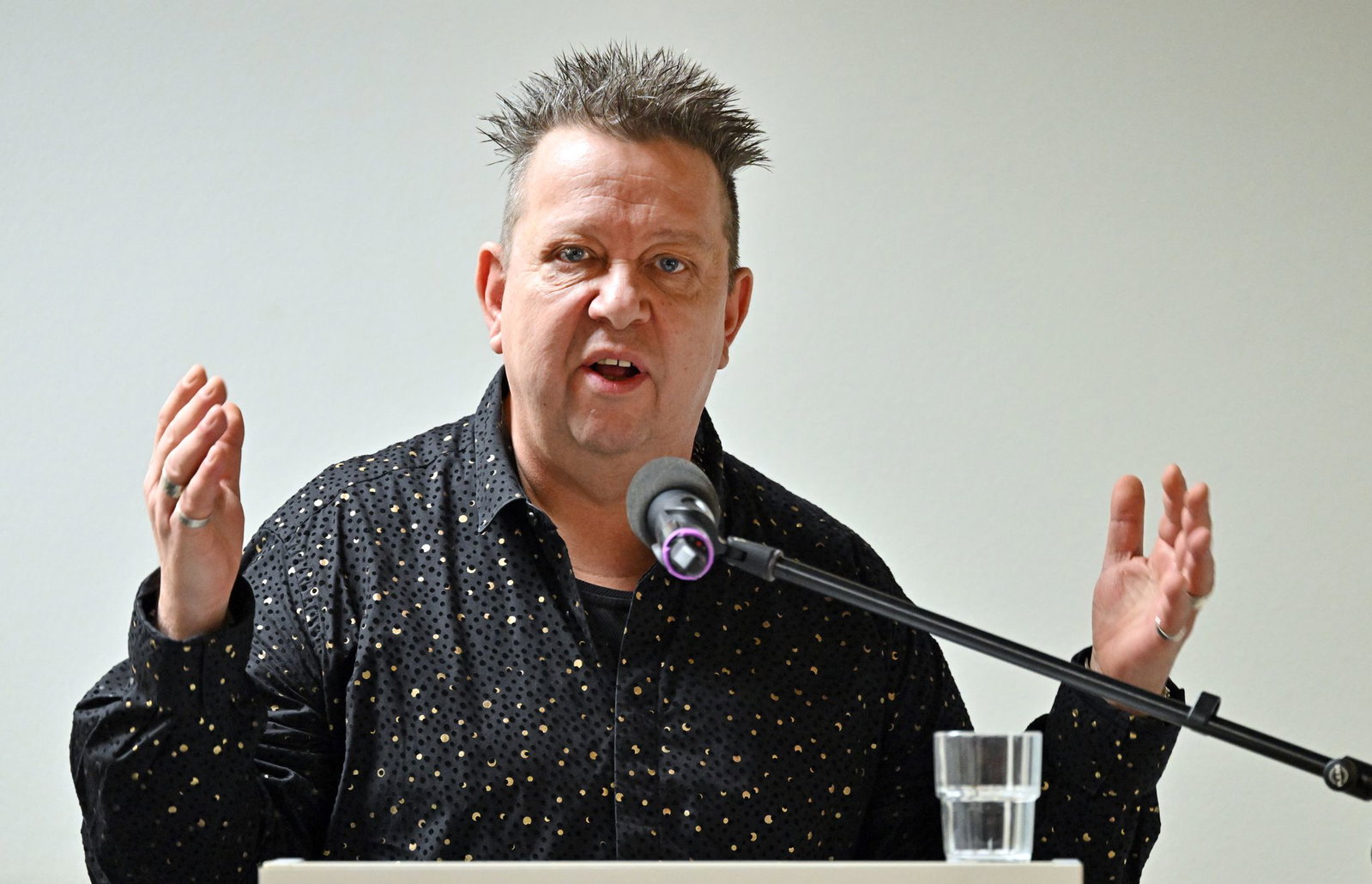 «Prinzen»-Frontmann Krumbiegel ist besorgt über einen weltweiten «Rückfall in nationalstaatliche und völkische Gedanken». (Archivbild)