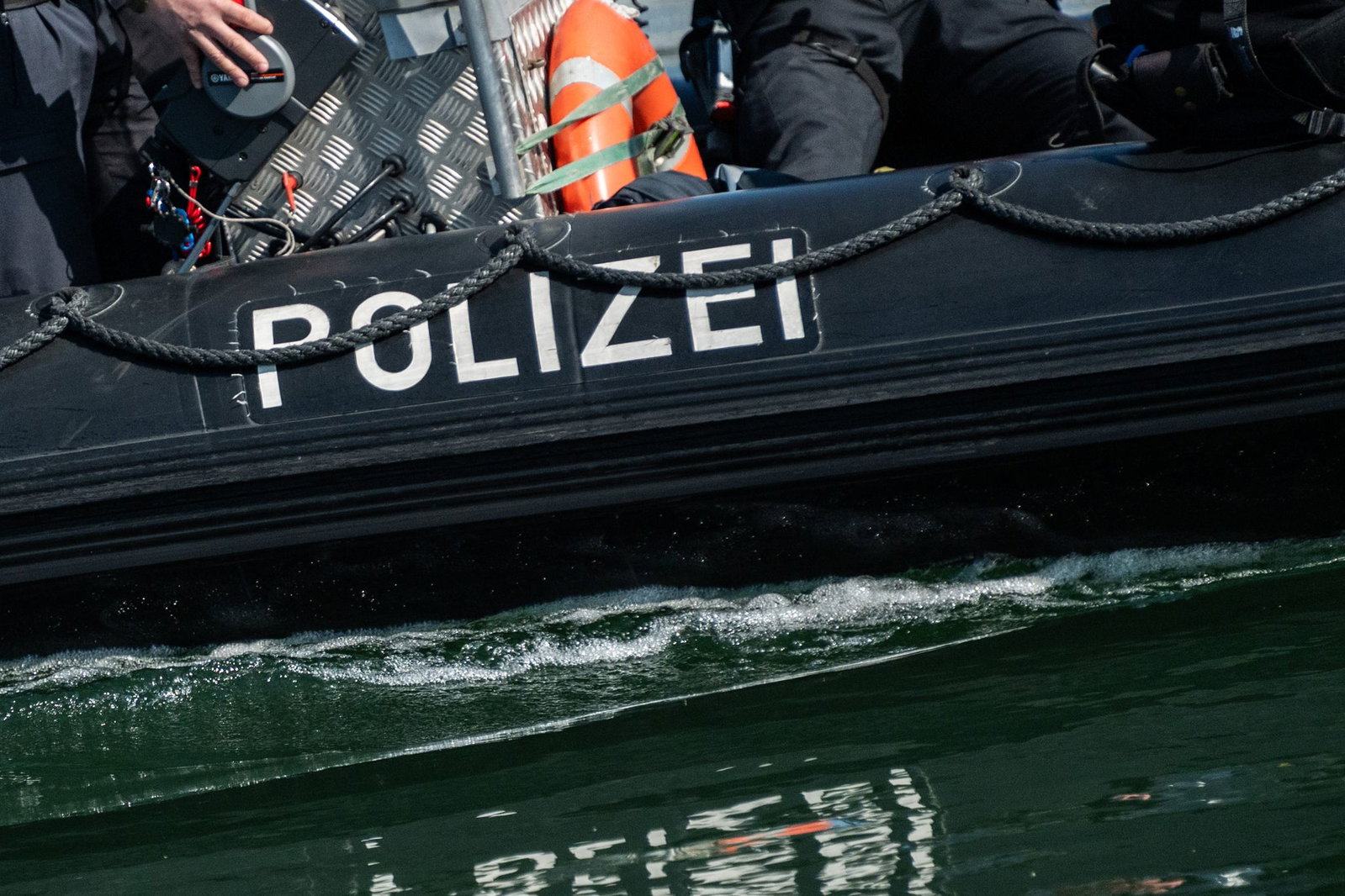 Zahlreiche Einsatzkräfte suchten nach der vermissten Frau auf dem Bodensee. (Symbolbild)