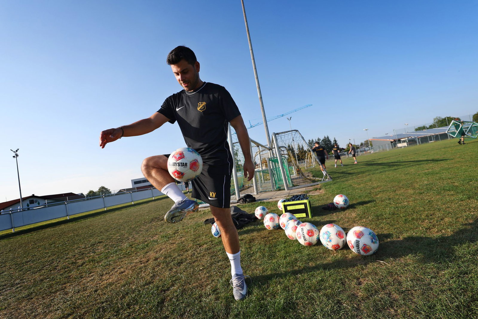 Volland beendete seine Profikarriere, um wieder in seiner Heimatstadt zu kicken.