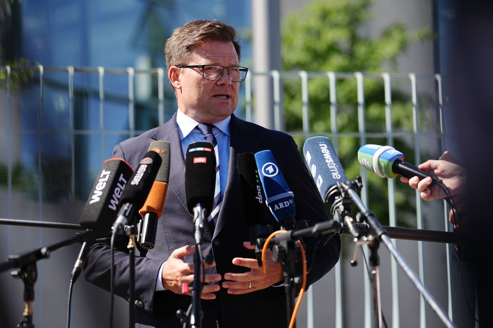 Der Bund soll einfacher Geld ausgeben dürfen für den Schutz vor zunehmender Hitze, sagt Carsten Schneider.