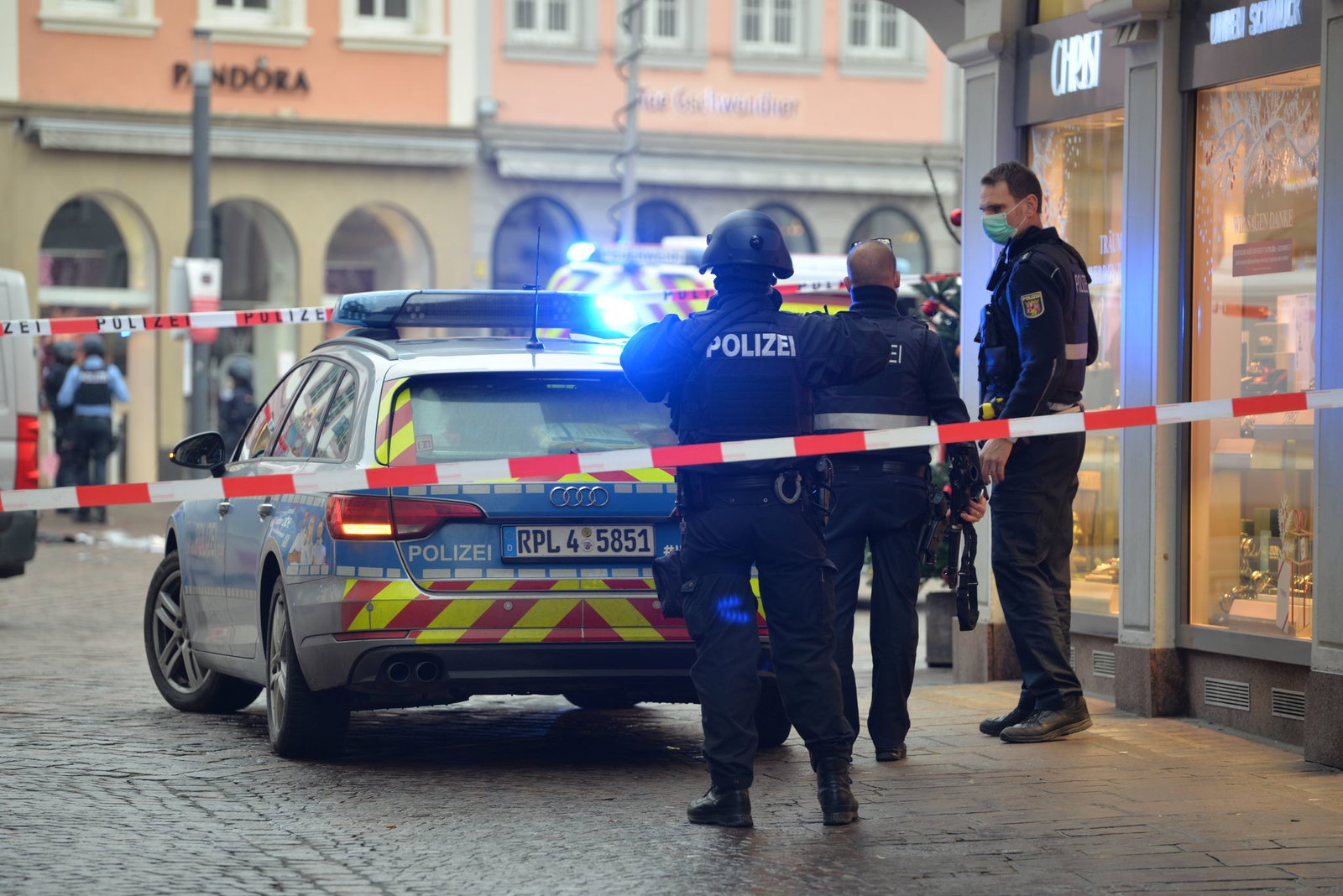 Das Land muss Schmerzensgeld an Polizisten nach der Amokfahrt nicht übernehmen (Archivbild)