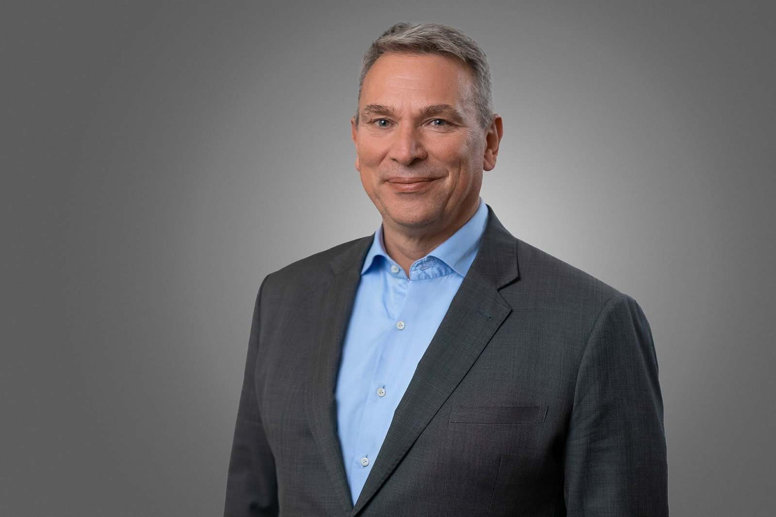 Guido Oelkers wird das neue Gesicht von Biontech. 