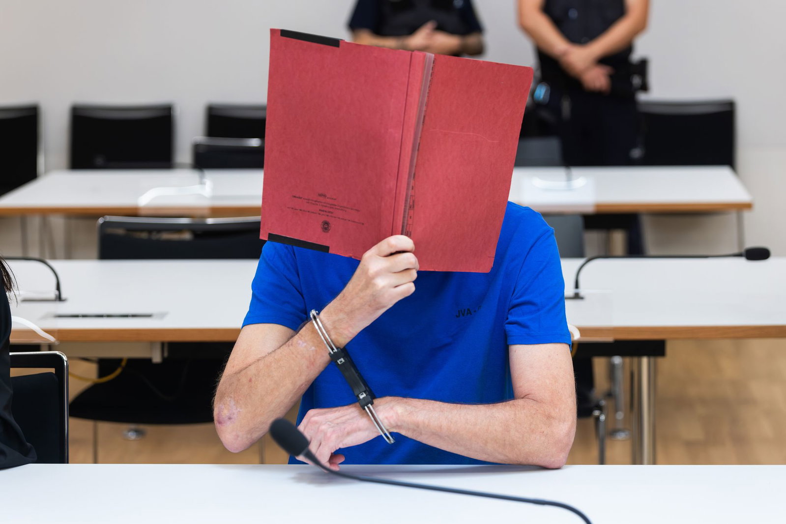 Der Angeklagte schwieg zu den Vorwürfen. (Archivbild)