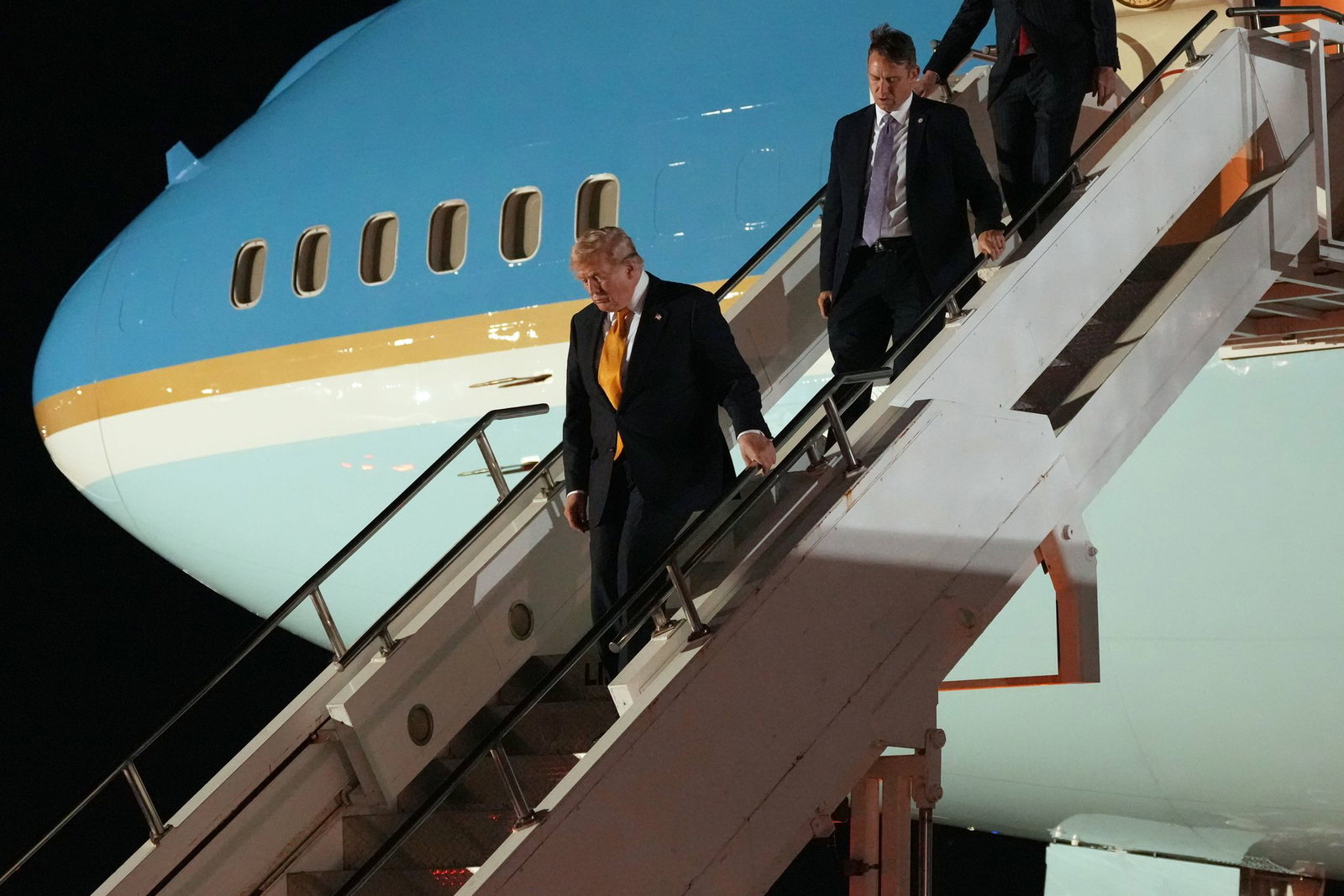 Die Öffentlichkeit dachte, dass Trump die ganze Zeit im Flieger saß (Archivbild).