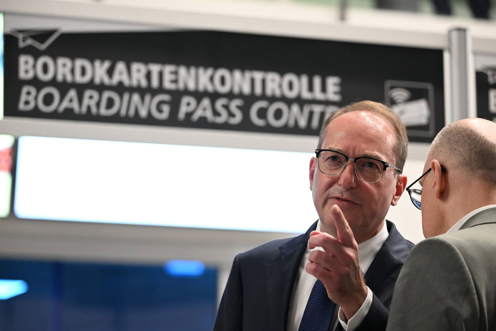 Der Bundesinnenminister spricht von einem «hybriden Anschlagsszenario».