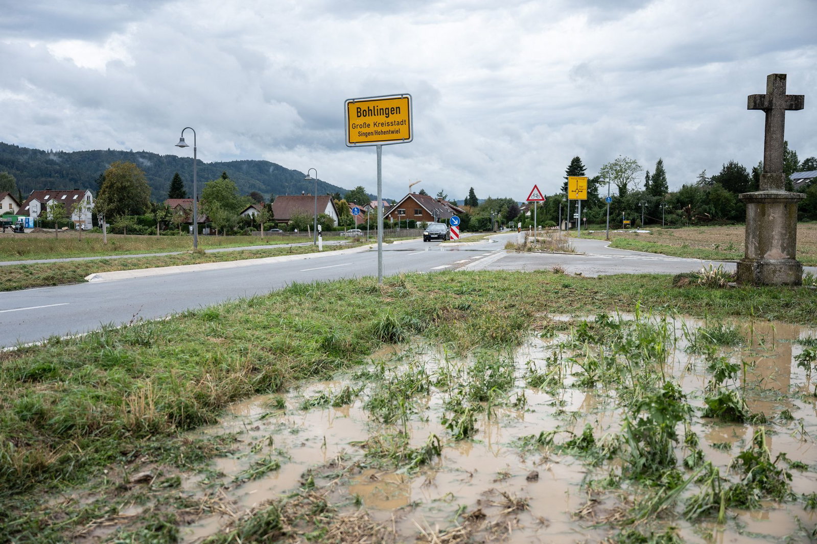 Wegen des war der Ortsteil Bohlingen zeitweise gesperrt. 