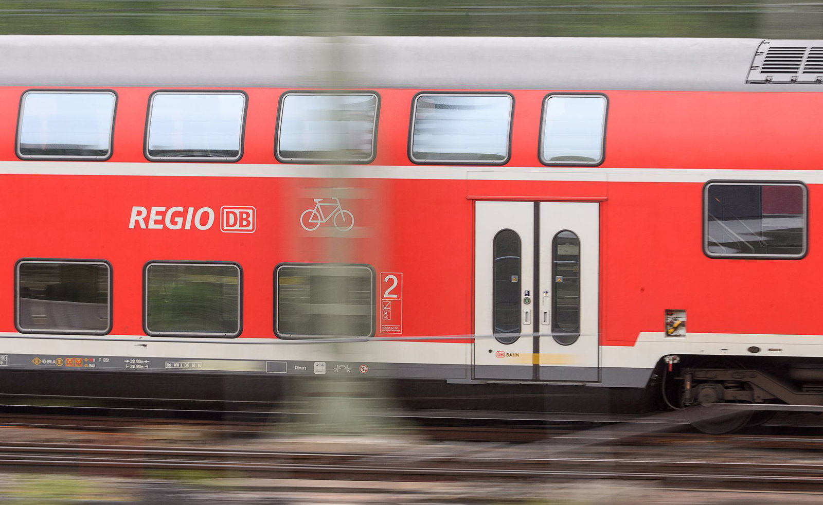 Die Bahn testet den Einsatz von Prüfgruppen. (Symbolbild)