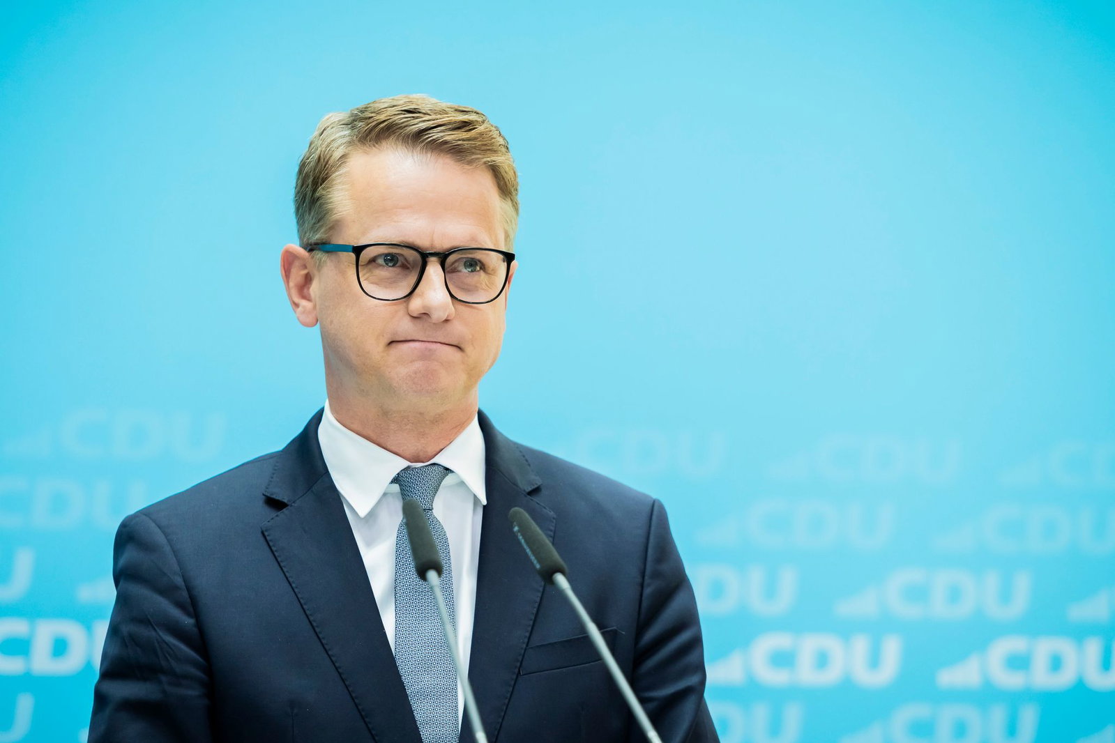 Bundesgesundheitsminister Linnemann will die eigentlich geplante Kürzung von Rentenansprüchen pflegender Angehöriger stoppen. (Archivbild)