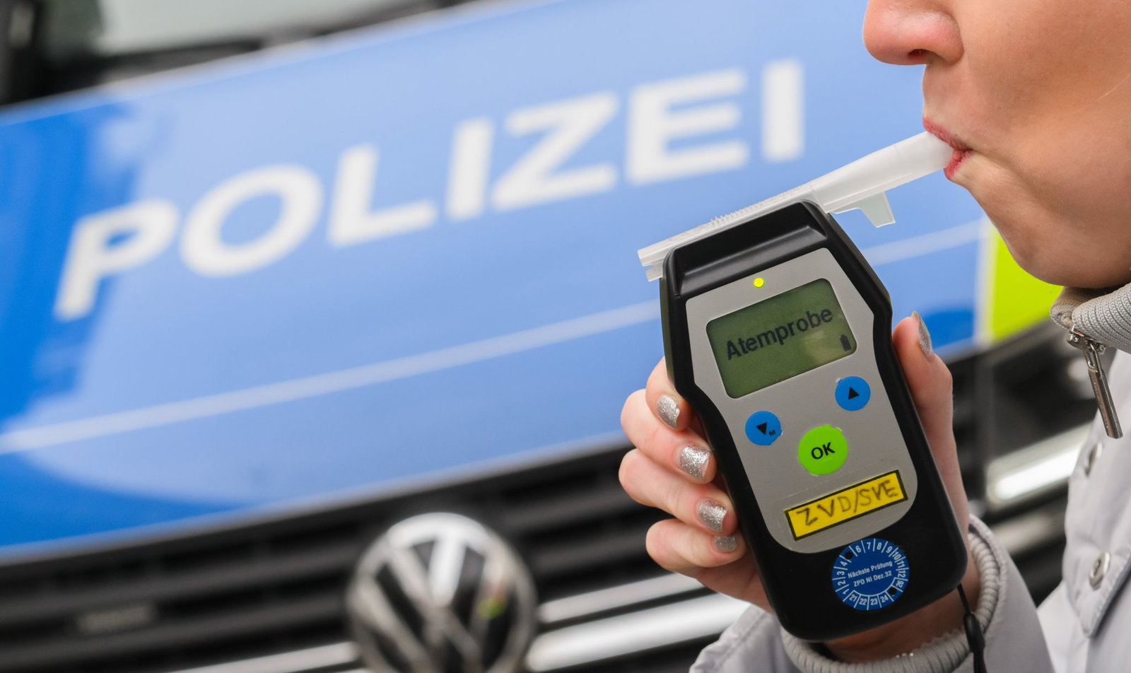Der Atemalkoholtest zeigte bei der Frau einen Wert von 4,33 Promille. (Symbolbild)