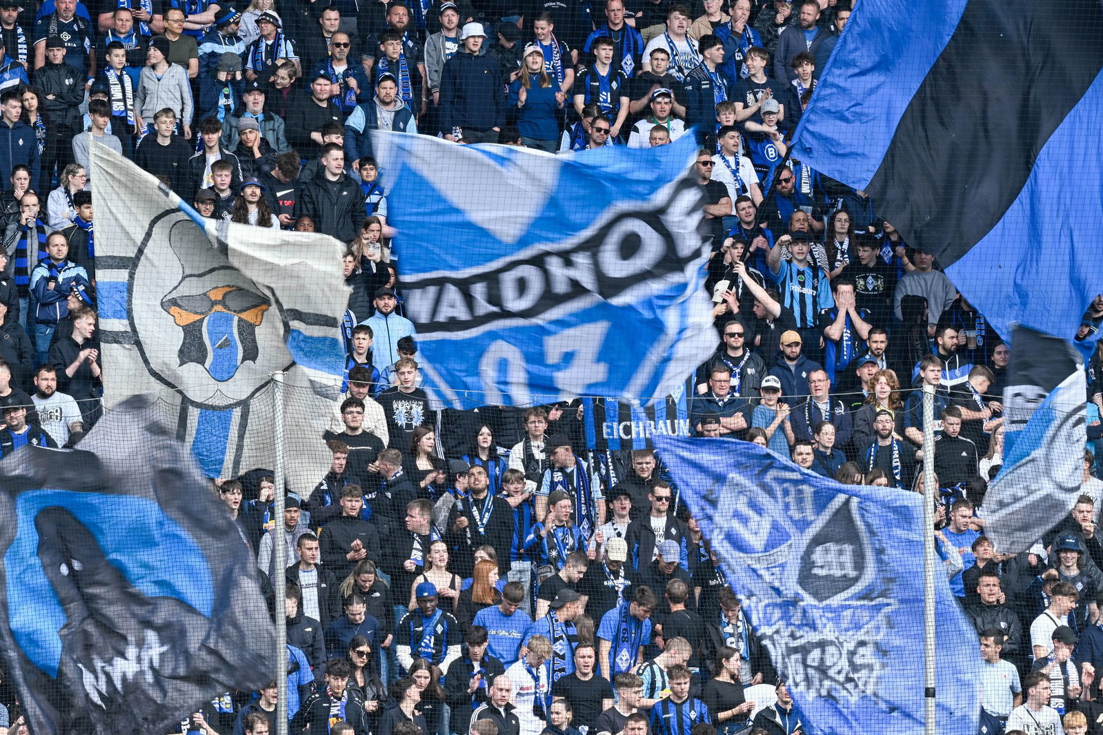 Fans des SV Waldhof Mannheim. (Symbolbild)