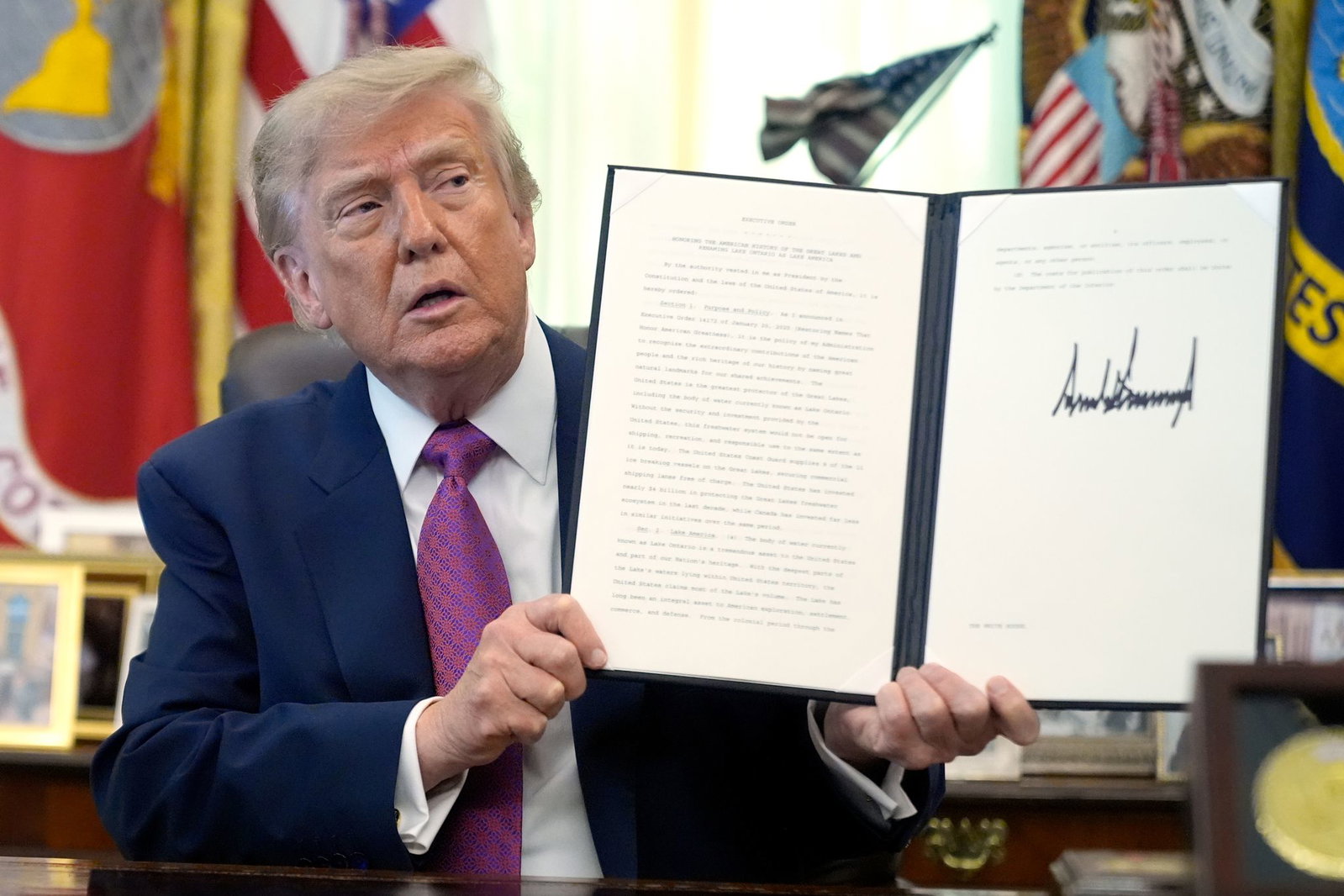 Trump hat einen Grenzsee umbenannt. 
