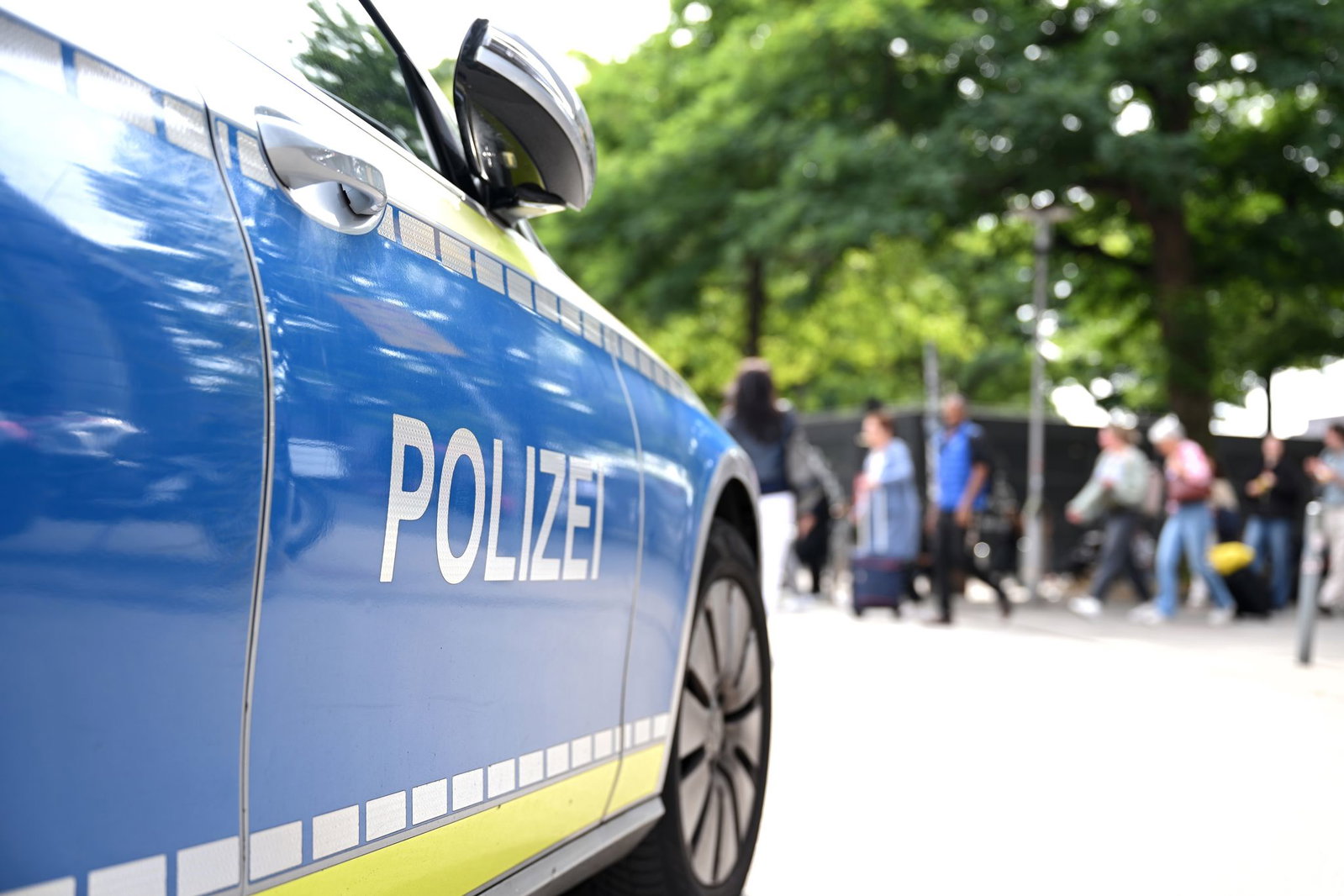 Die Polizei stoppte den flüchtigen Autofahrer. (Symbolbild)
