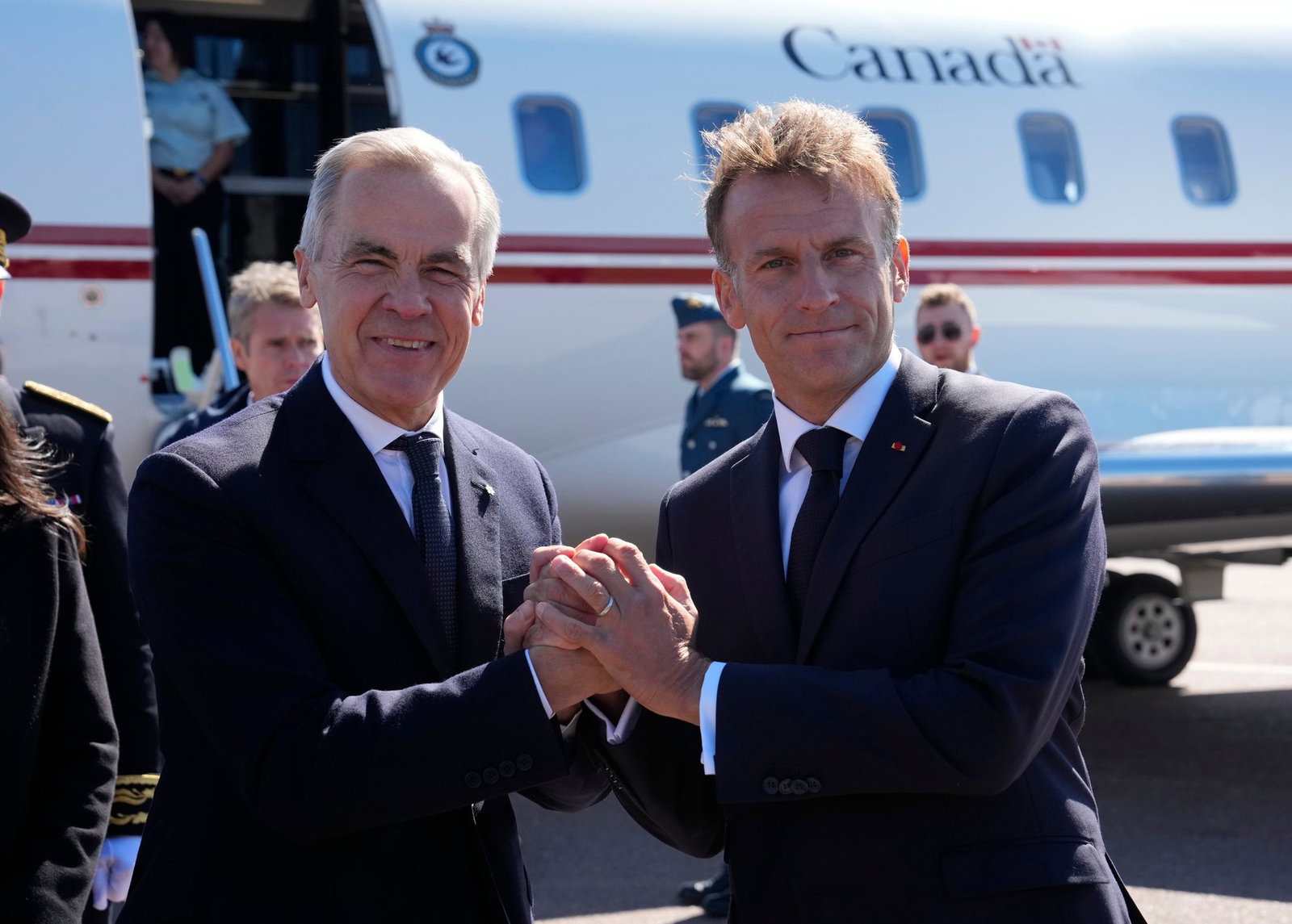 Carney und Macron wollen die Zusammenarbeit ihrer Länder intensivieren.
