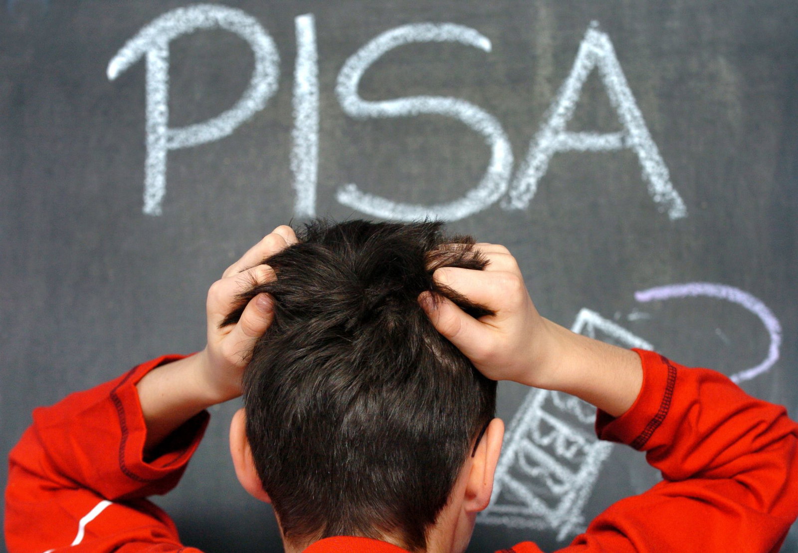 Alle drei Jahre nehmen auch deutsche Schülerinnen und Schüler an der internationalen Vergleichsstudie Pisa teil. (Symbolbild)
