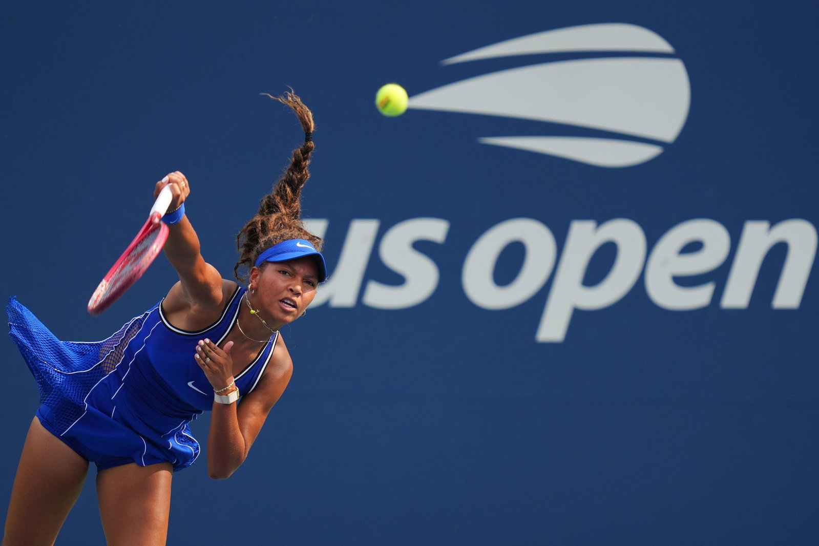 Thea Frodin schlägt erstmals bei den US Open auf. 