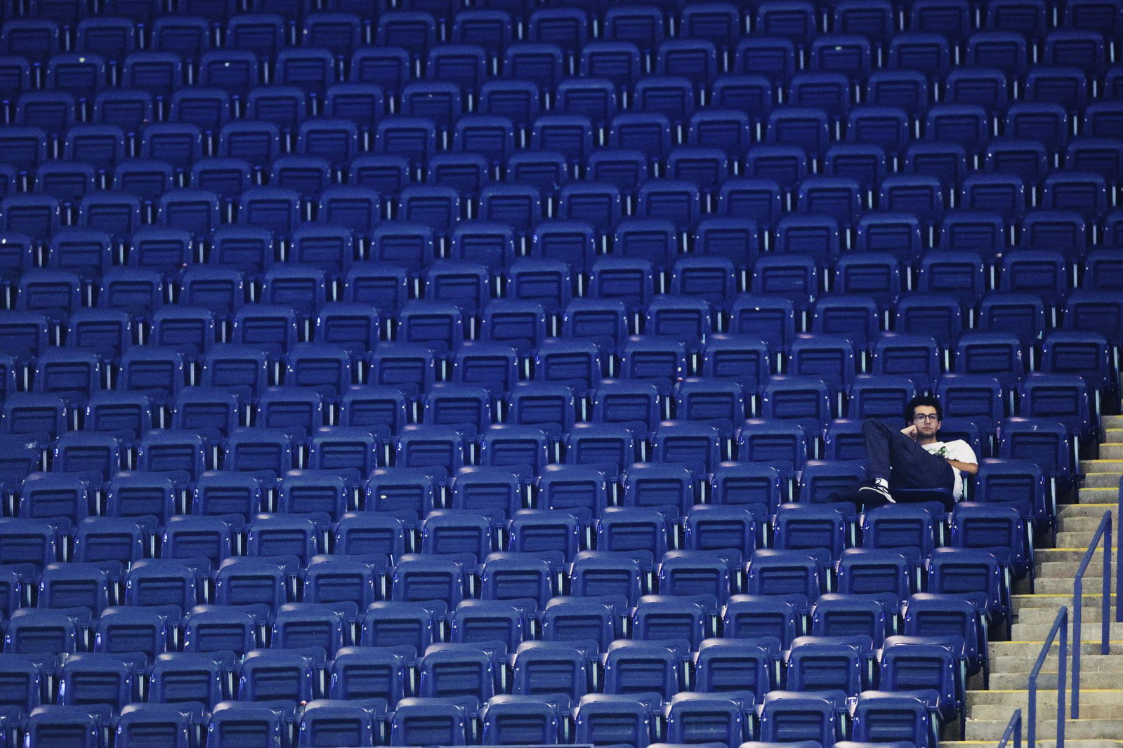 Auf der Tribüne kann es am frühen Morgen schon einmal einsam werden.