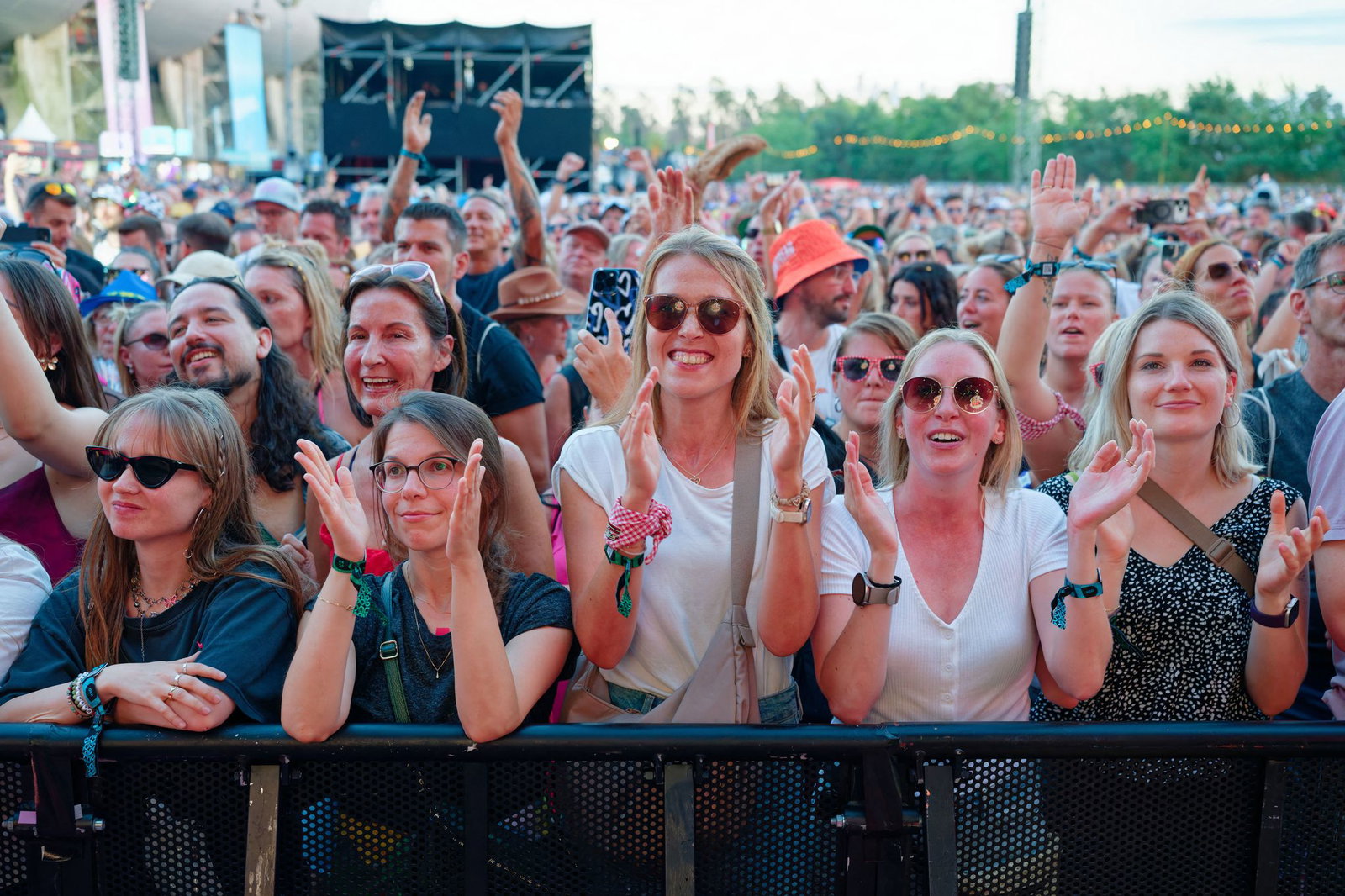 Insgesamt wurden 250.000 Menschen beim Festival erwartet.