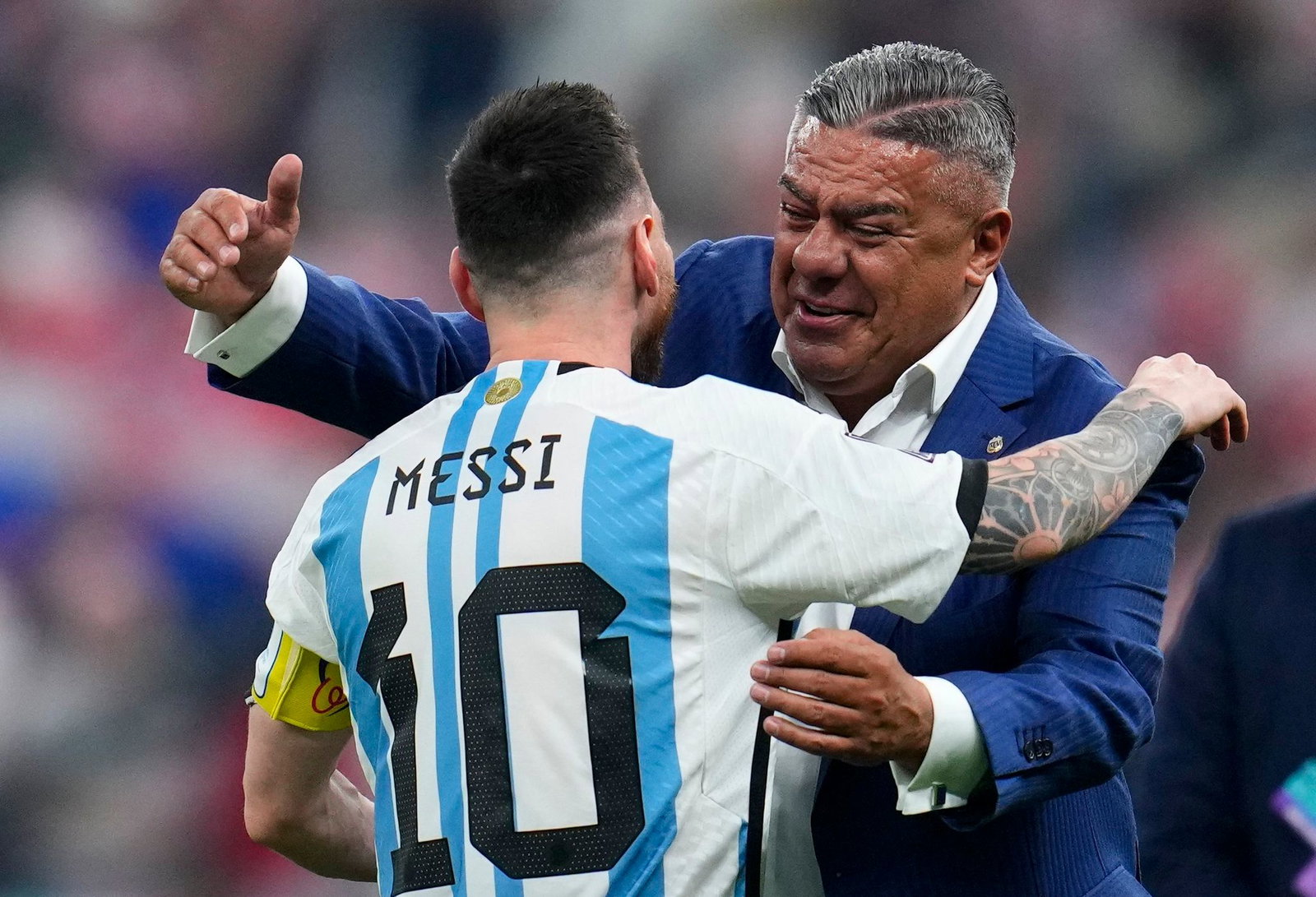 Verbandsboss Claudio Tapia kündigt eine Ehrung für Lionel Messi an. (Archivbild)