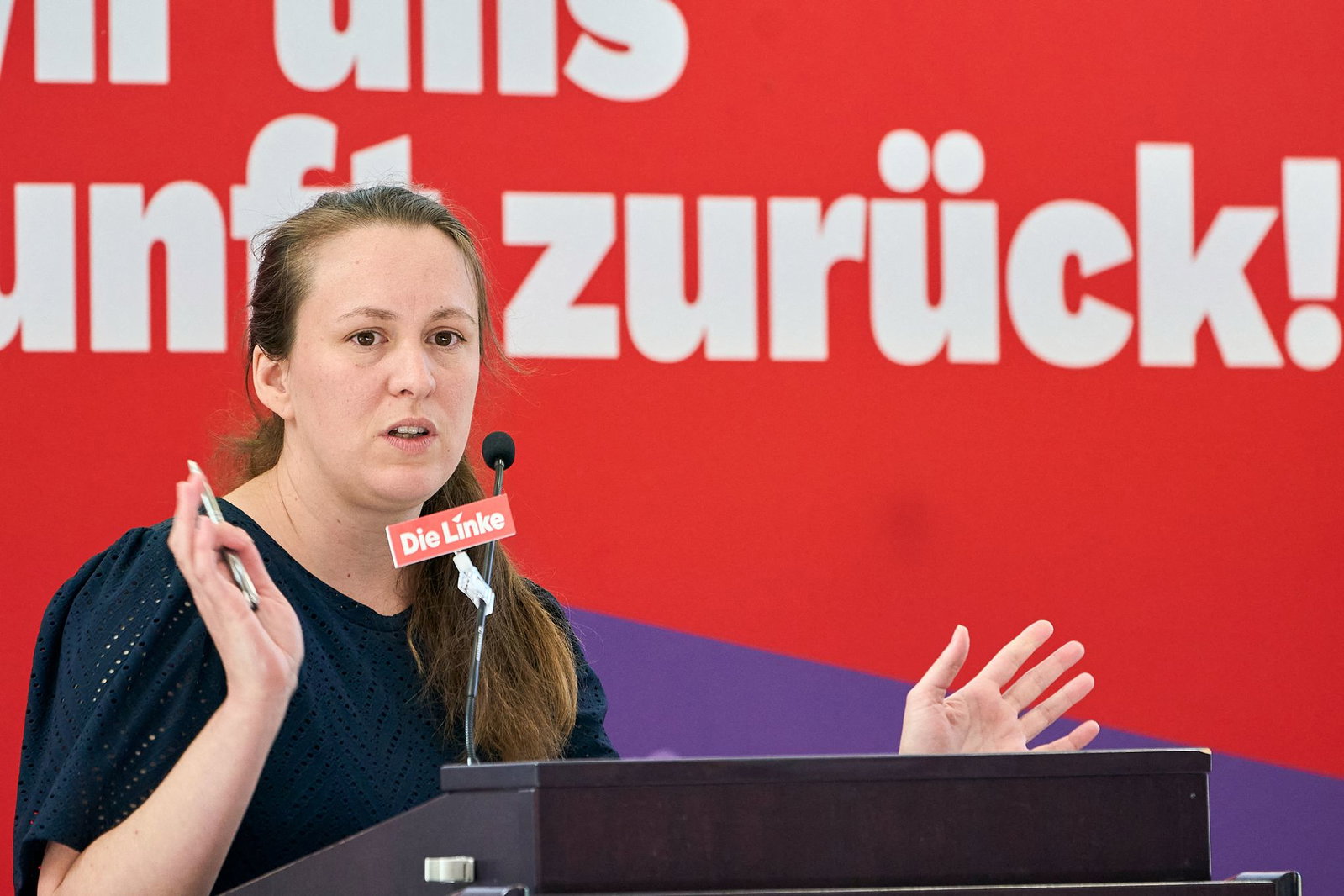 Rebecca Ruppert führte die Linke seit 2025 allein und ist nun erneut Teil einer Doppelspitze der Partei.