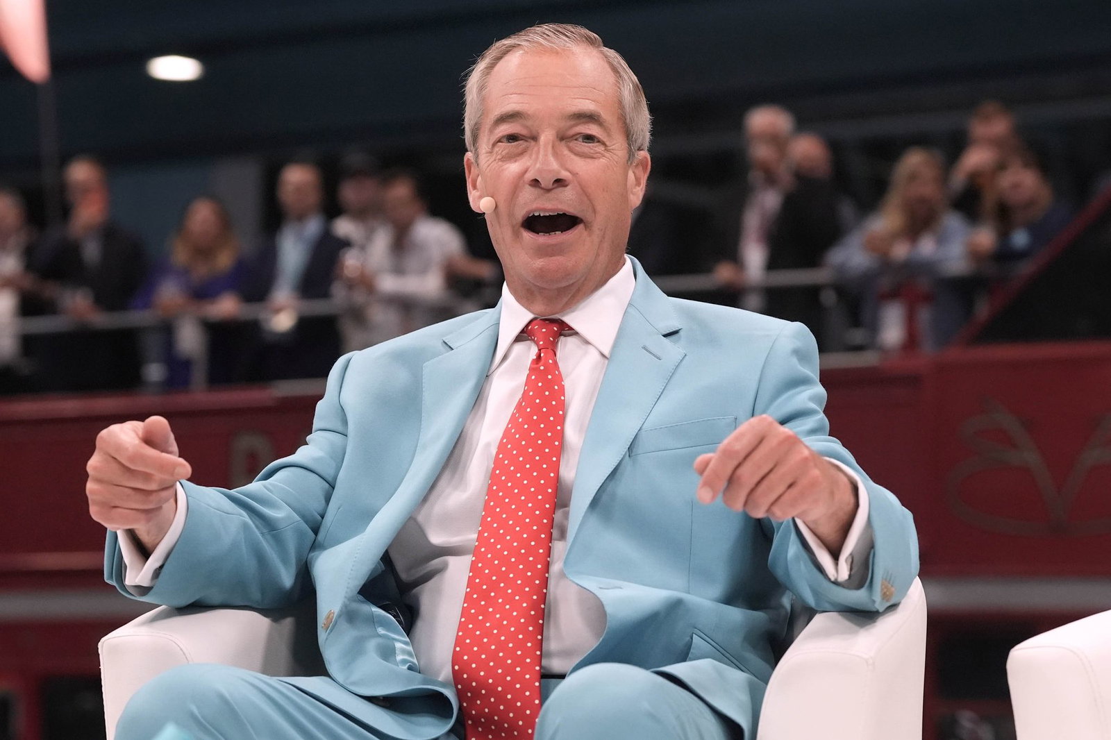 Farage hat selbst auch schon Geld erhalten. (Archivbild)