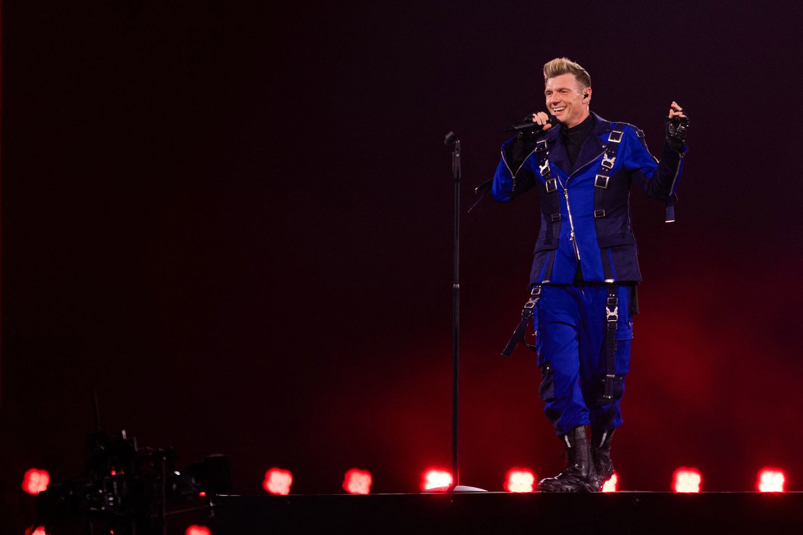 Sänger Nick Carter erinnerte sich auf der Bühne an den Karrierebeginn in Deutschland. 