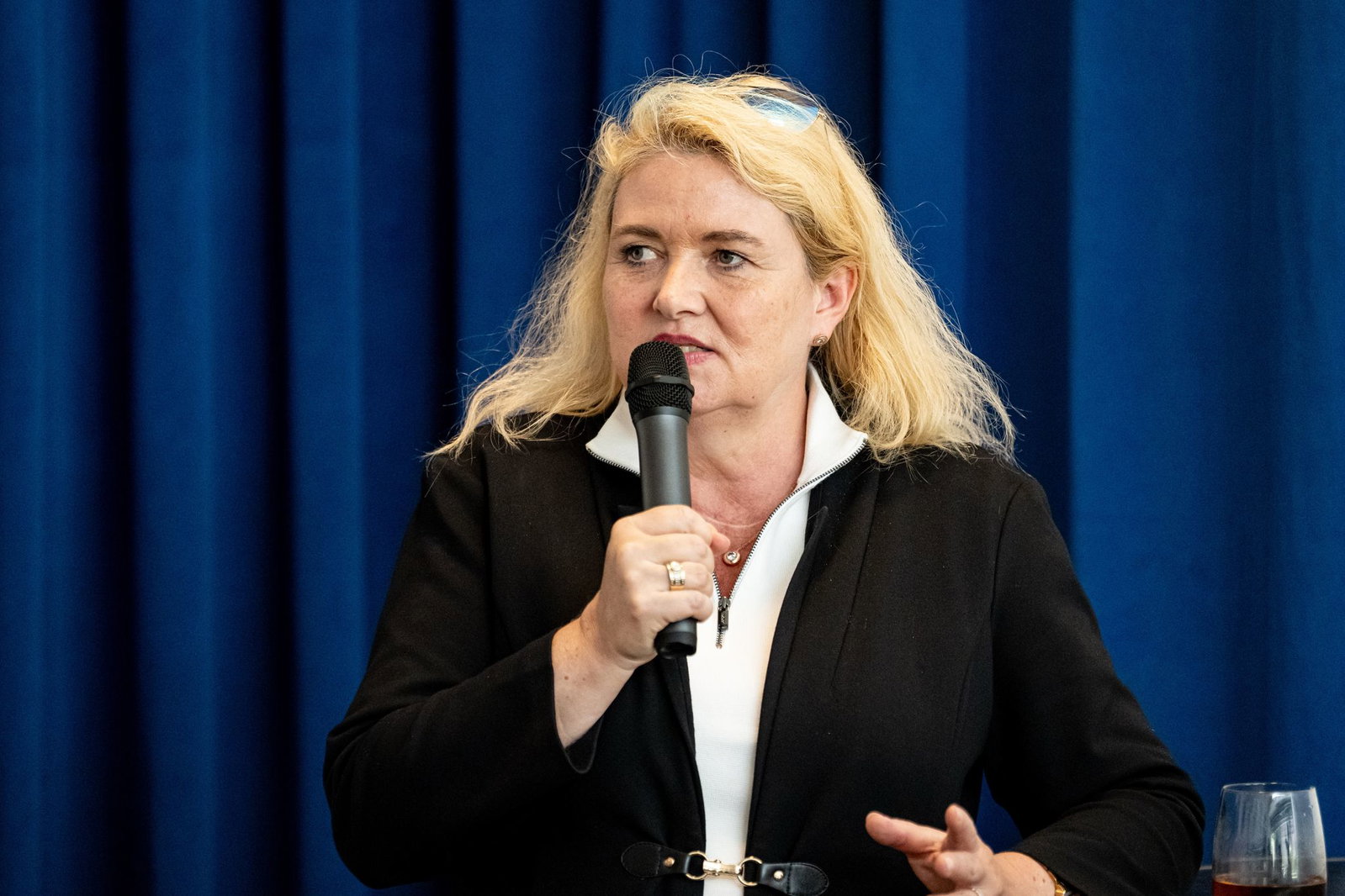 Spitzenkandidatin Kristin Brinker gilt schon länger als starke Frau der Berliner AfD. (Archivbild)