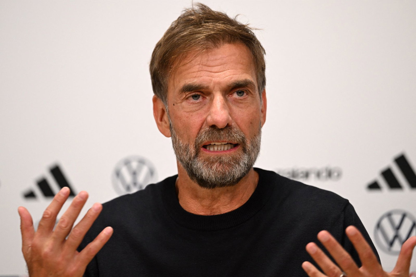 Jürgen Klopp startet gegen die Niederlande als Bundestrainer. 