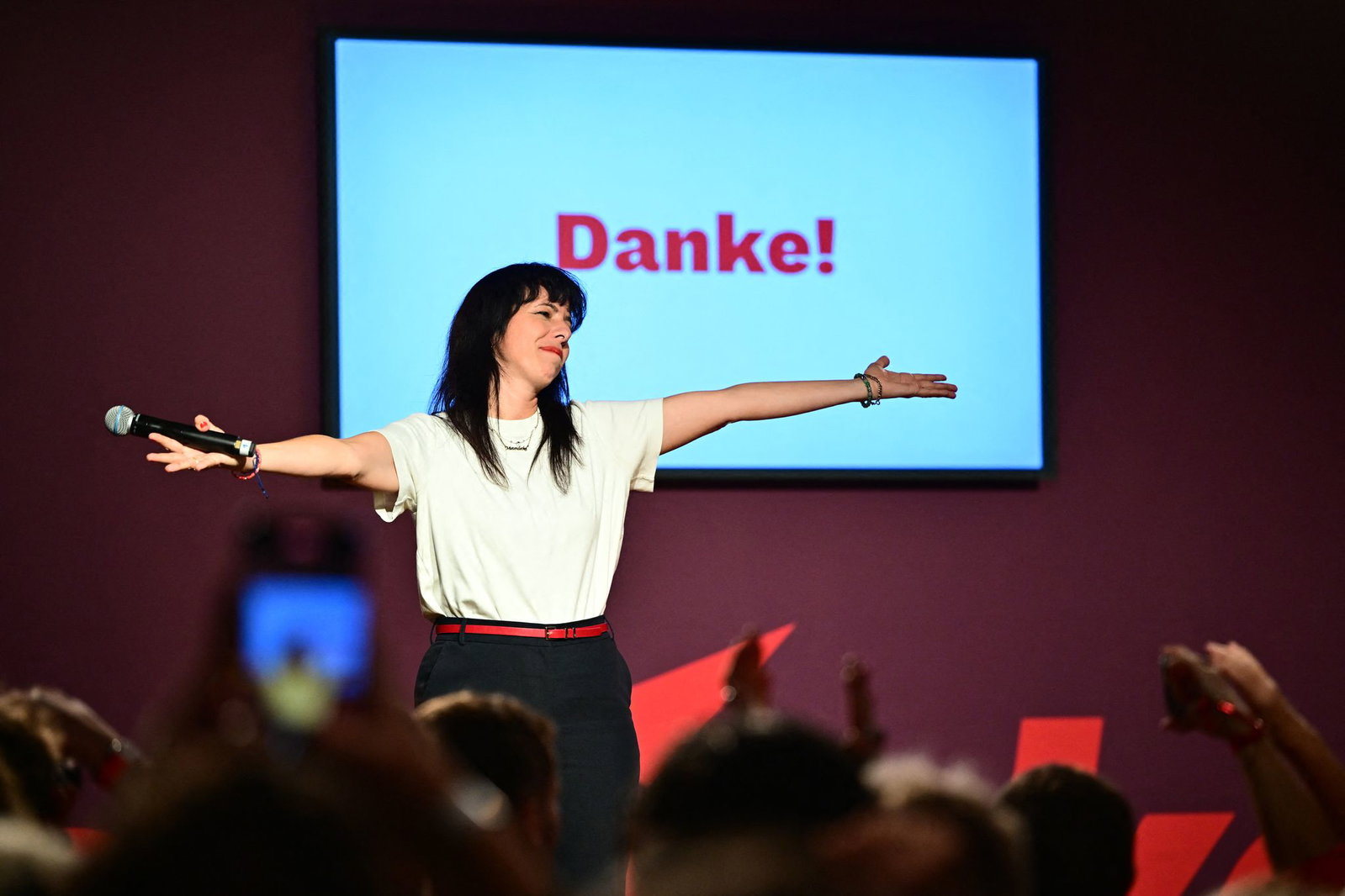 Die Linke triumphiert in Berlin.