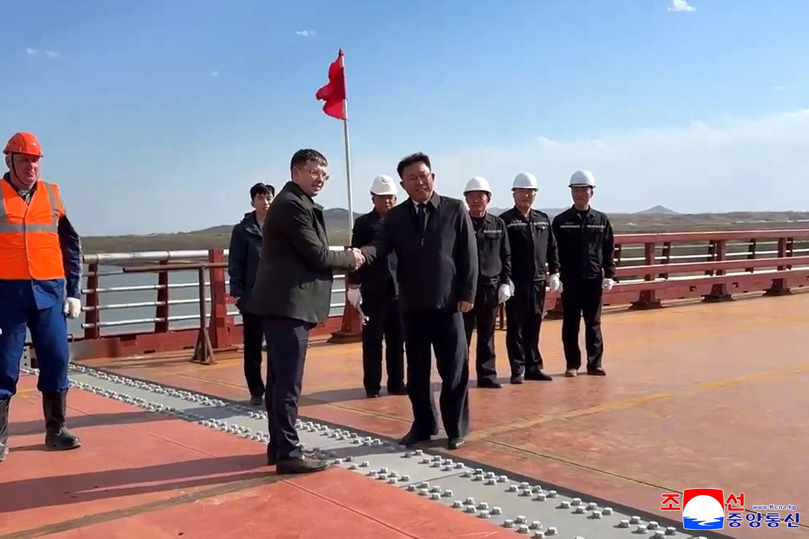 Nordkorea und Russland sind jetzt nach russischen Angaben auch durch eine Straßenbrücke miteinander verbunden. (Archivbild)