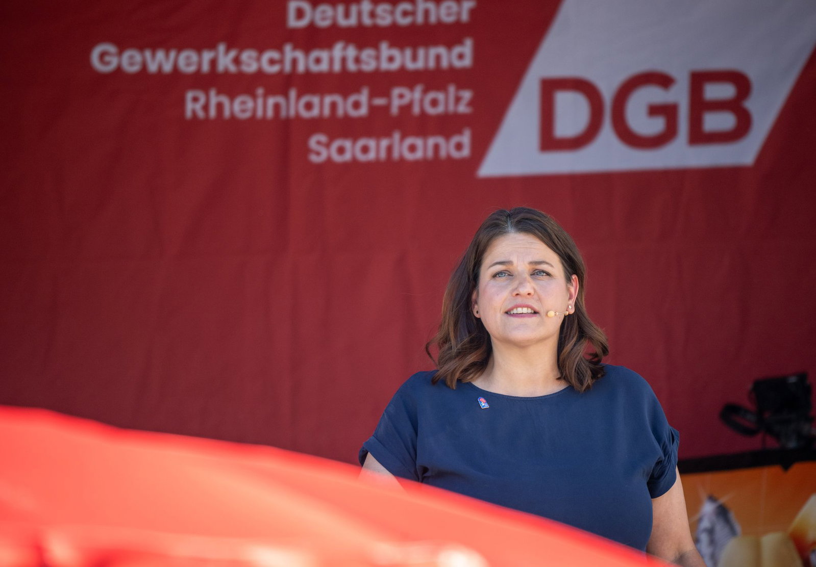 Die Probleme bei den Themen Bildung, Wohnen und Rente treten besonders bei jungen Menschen zutage, sagt DGB-Landeschefin Susanne Wingertszahn. (Archivbild)