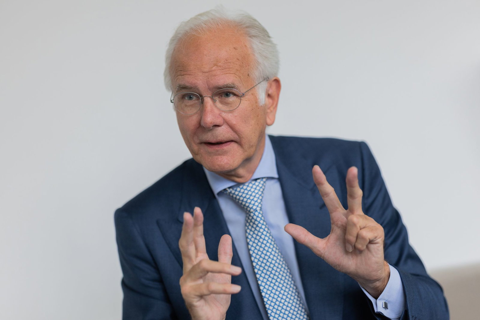 Harald Schmidt fände es toll, wenn sich seine Wahlheimat Köln um Olympische Spiele in Deutschland bewerben dürfte (Archivbild).